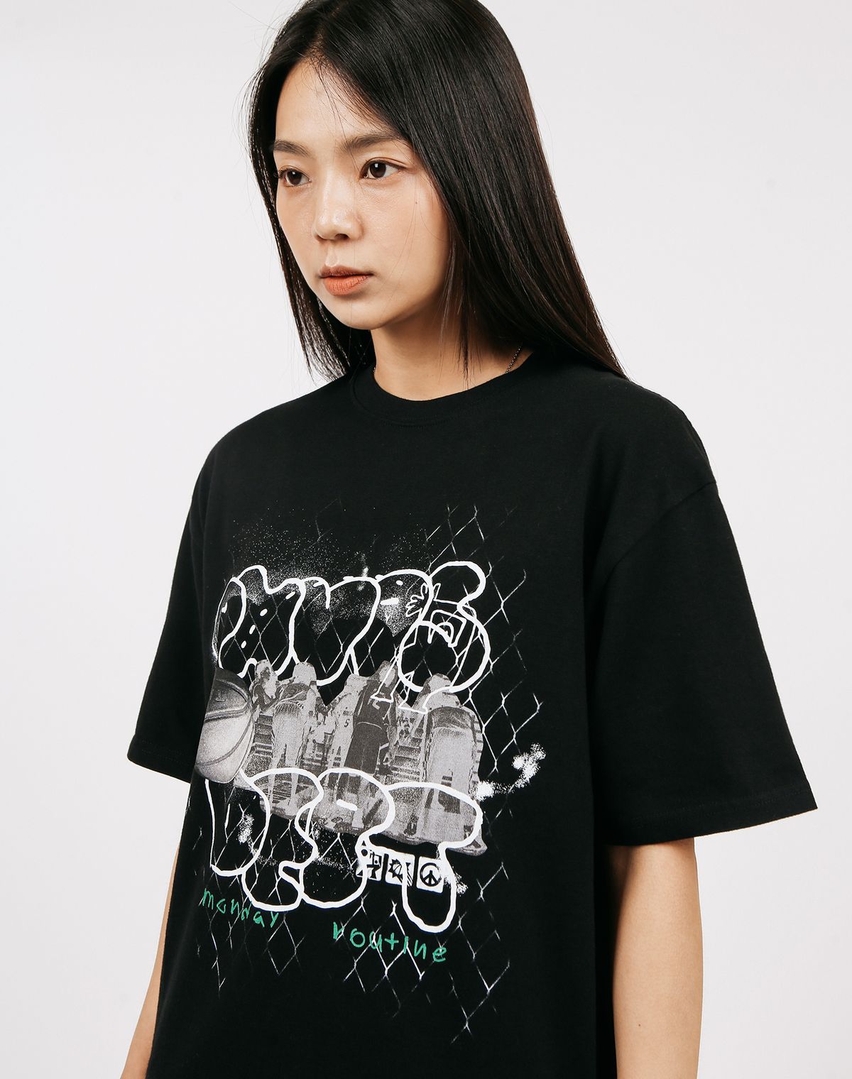 피지컬 디파트먼트(PHYSICAL DEPARTMENT) 베스킷볼 컬리지 반팔티셔츠_블랙/화이트