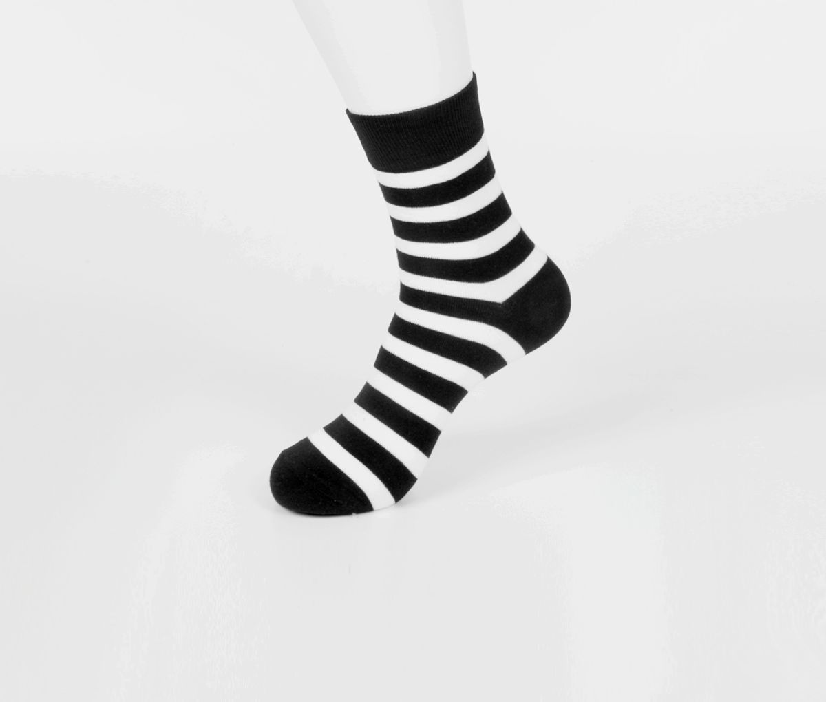 삭스에이(SOCKSA) [10PACK] 유니섹스 베이직 200N 모던 스트라이프 긴양말