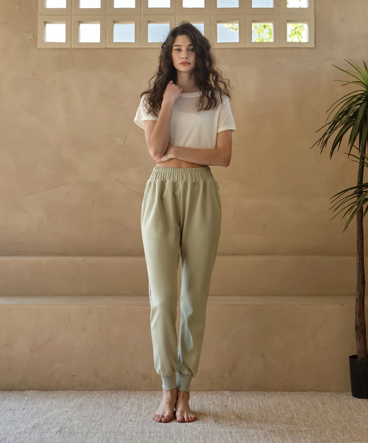 데비웨어(DEVIWEAR) 컴포터블 조거 팬츠 DEVI-B0055-말차그린