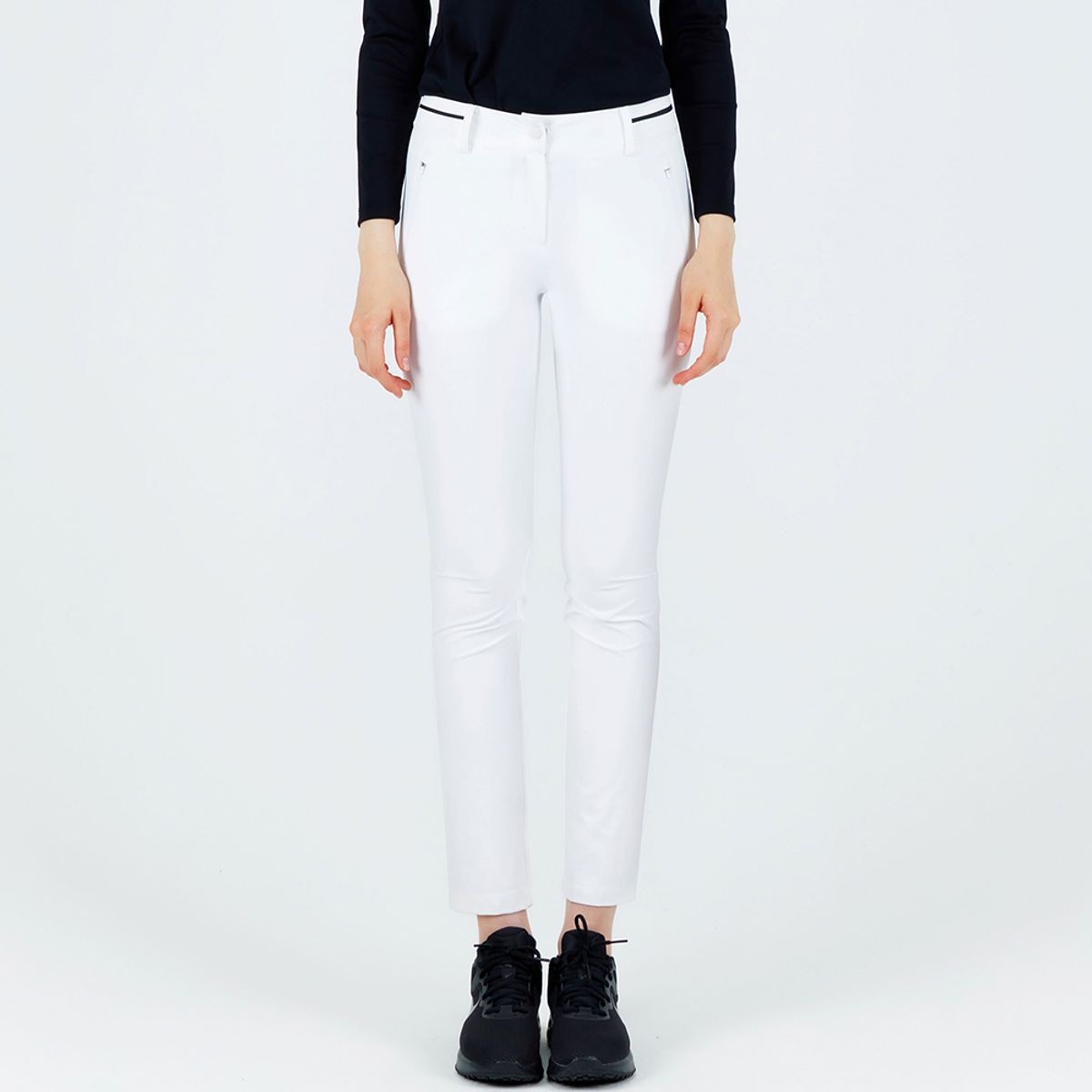 미스페라(MEASPHERA) WOMEN STANDARD-FIT ESSENTIAL PANTS WHITE