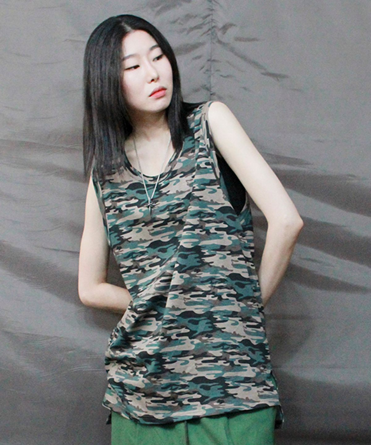 드마크(DEMARC) 카모 레이어드 트임 롱 슬리브리스