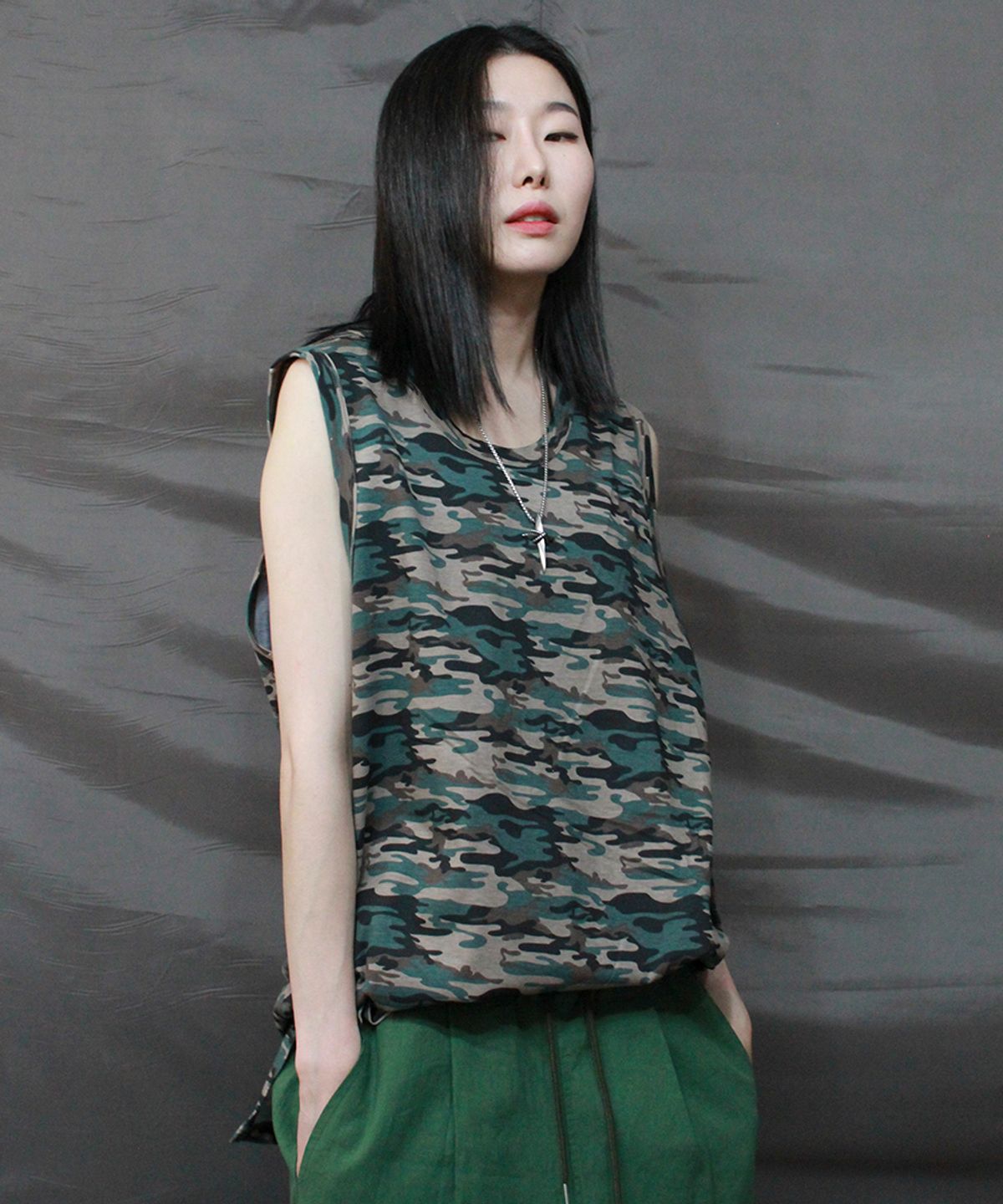 드마크(DEMARC) 카모 레이어드 트임 롱 슬리브리스