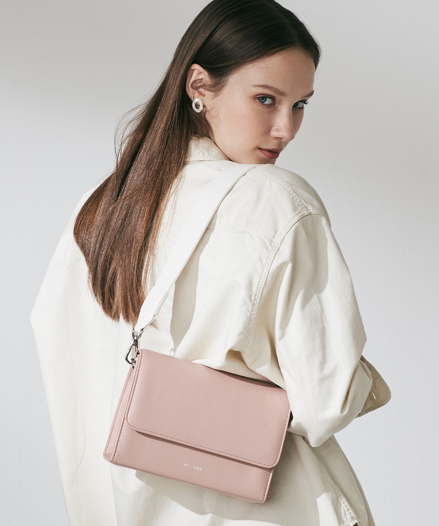 MUSINSA | MCLANEE Lapis shoulder and cross bag