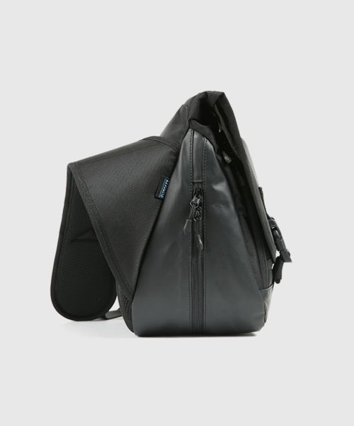 MUSINSA | MONSTER REPUBLIC COMPOUND MESSENGER BAG - MINI