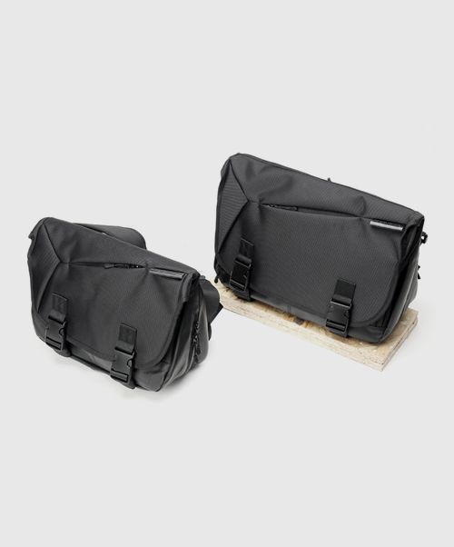 MUSINSA | MONSTER REPUBLIC COMPOUND MESSENGER BAG - MINI