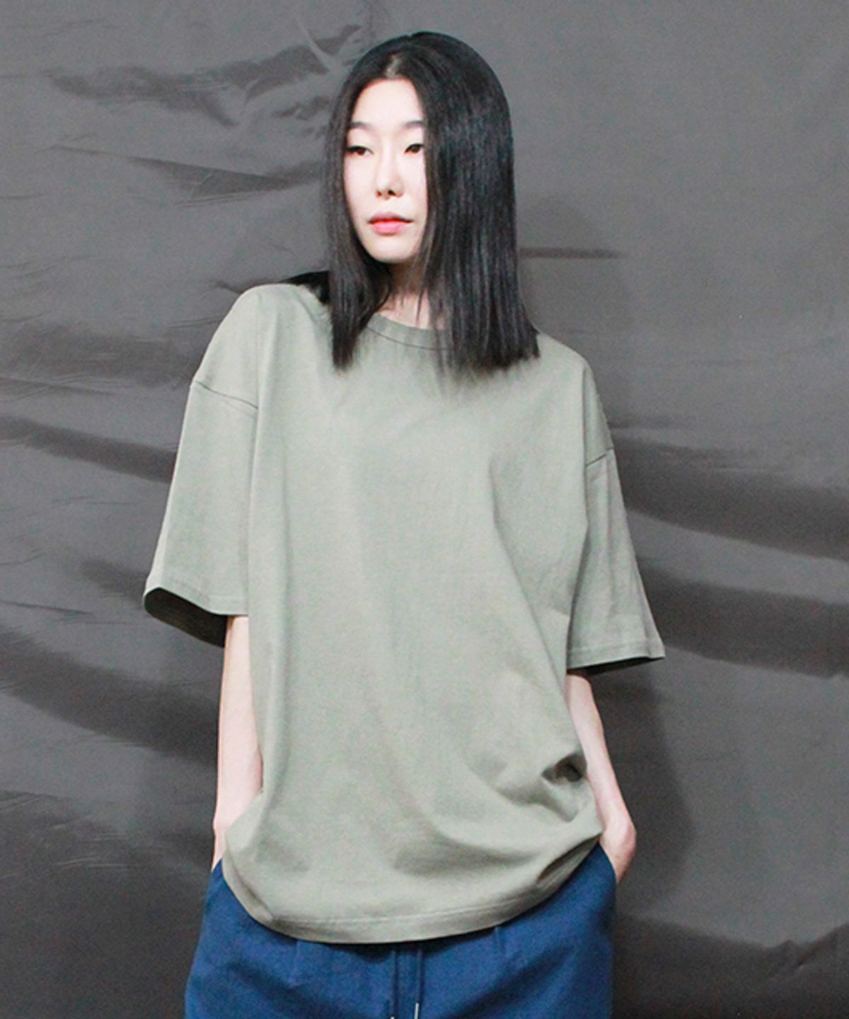드마크(DEMARC) 오버핏 무지 레이어드 반팔티 라이트카키