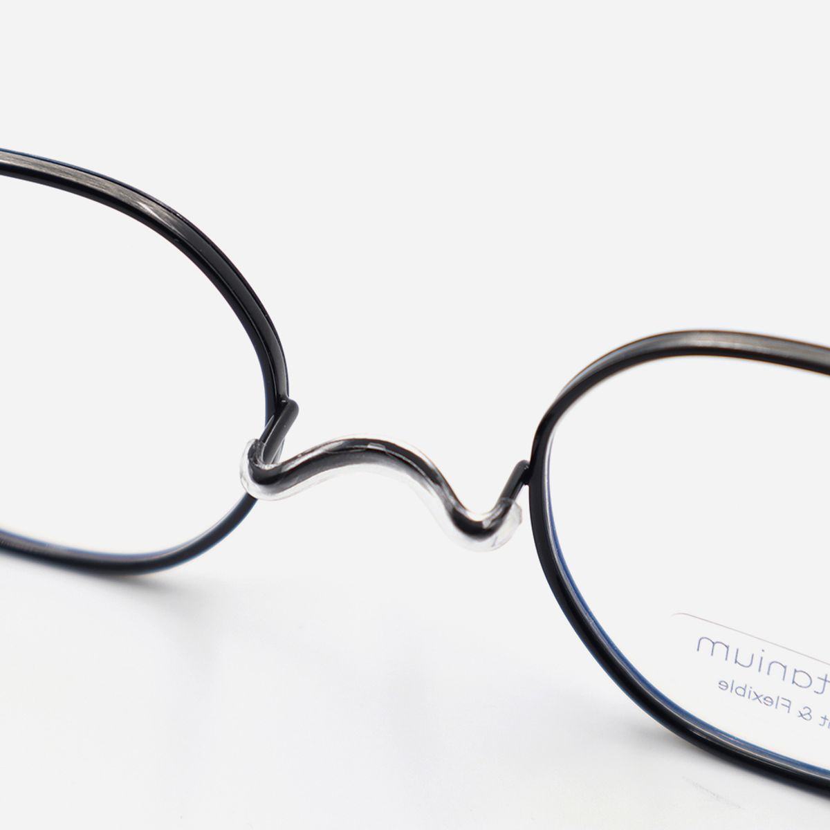 알로아이웨어(ALO EYEWEAR) [Nose Saddle] AL8205 0910M 노즈새들 티타늄 옥타곤 블랙/그레이 안경테
