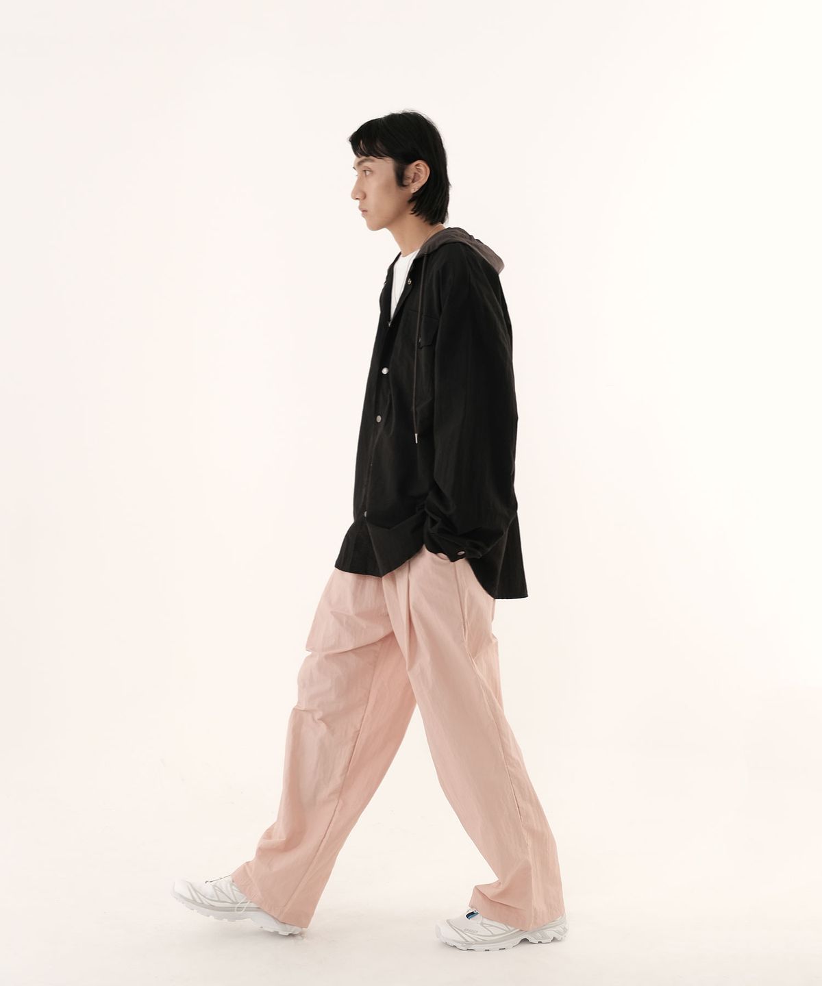 슬로우 레코드 하우스(SLOW RECORD HOUSE) 나일론 원턱 팬츠_핑크