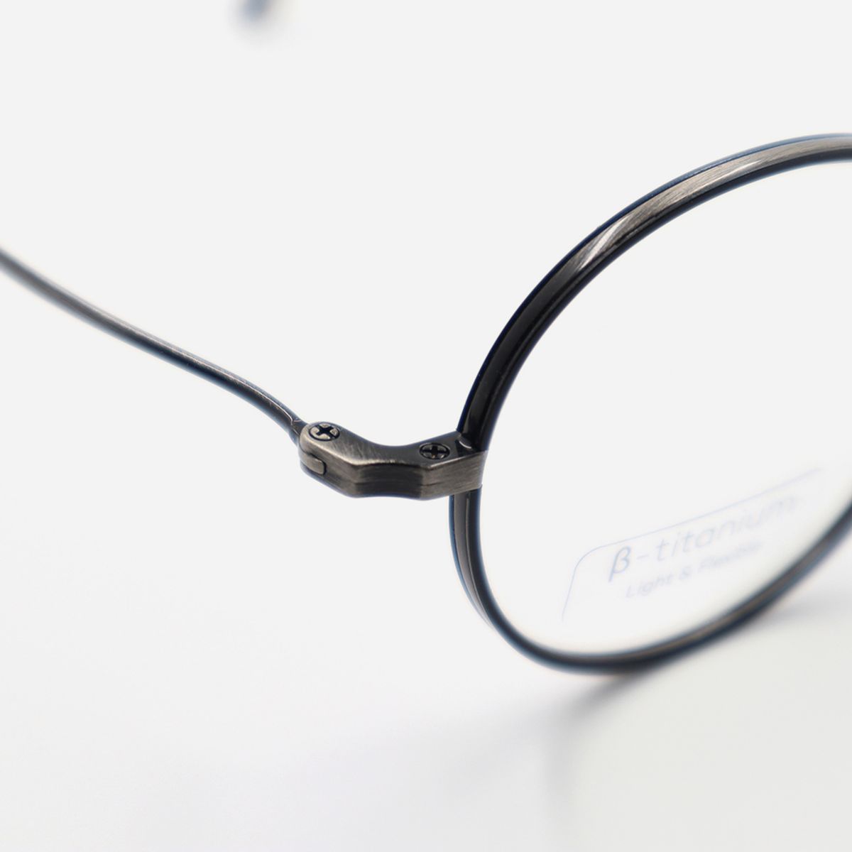 알로아이웨어(ALO EYEWEAR) [Nose Saddle] AL8206 0910M 노즈새들 티타늄 라운드 블랙/그레이 안경테