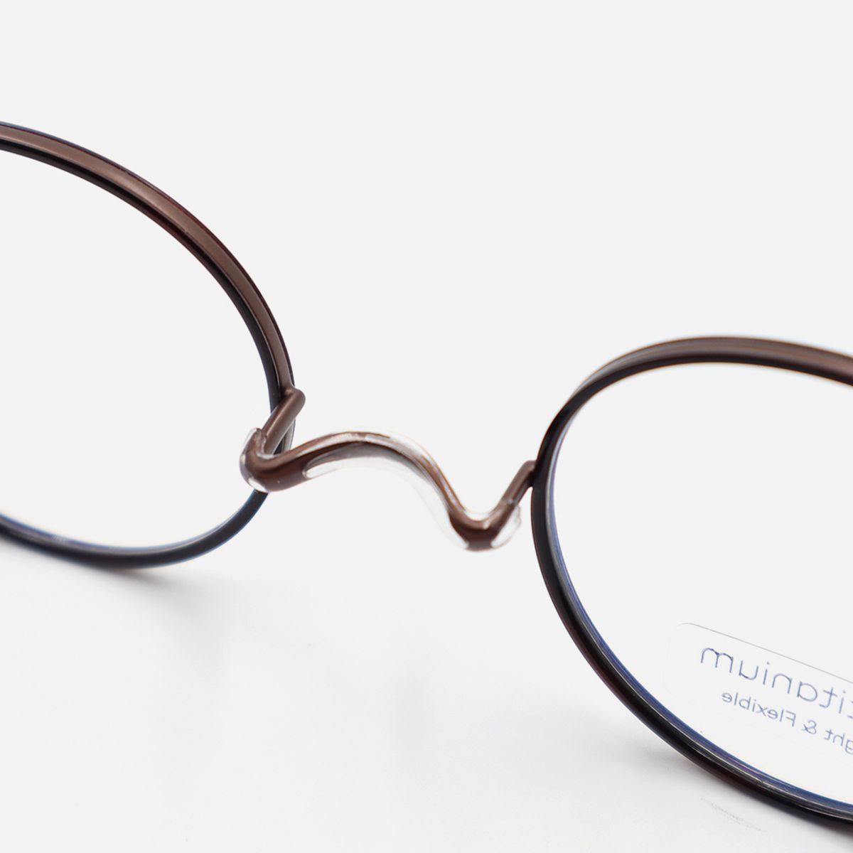 알로아이웨어(ALO EYEWEAR) [Nose Saddle] AL8206 1016M 노즈새들 티타늄 라운드 엔틱 브라운 안경테