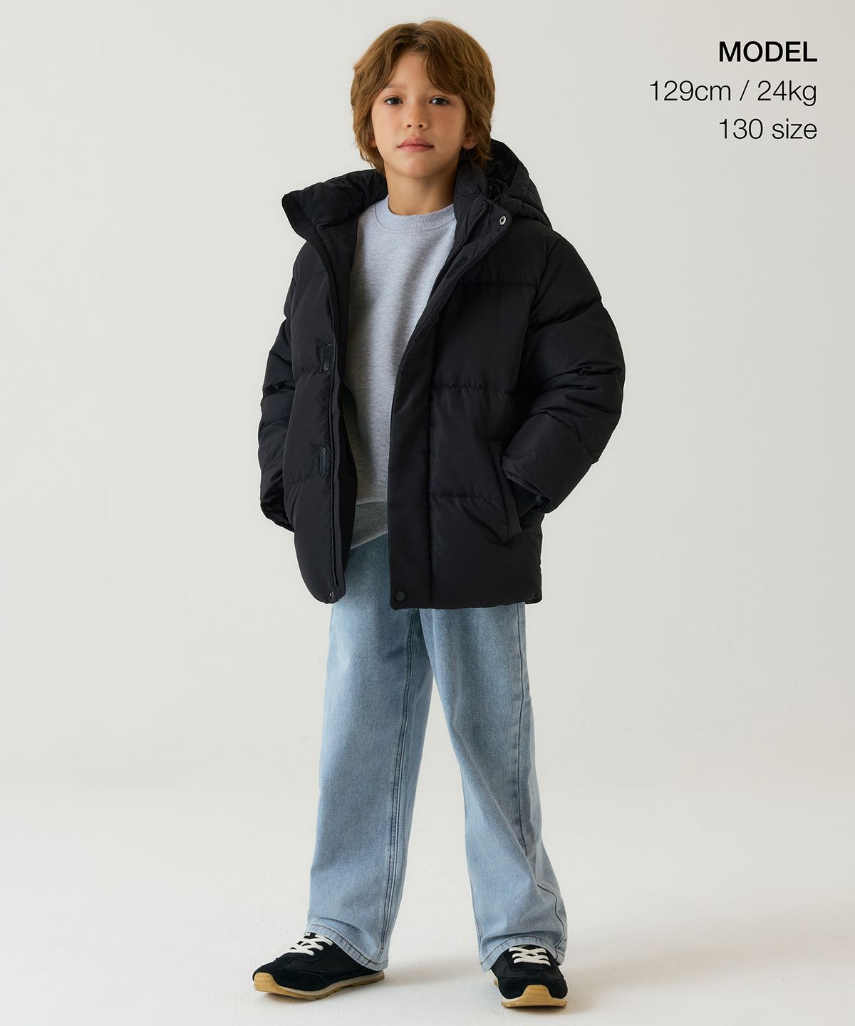 무신사 스탠다드 키즈(MUSINSA STANDARD KIDS) 후디드 다운 푸퍼 숏 패딩 재킷 [블랙]