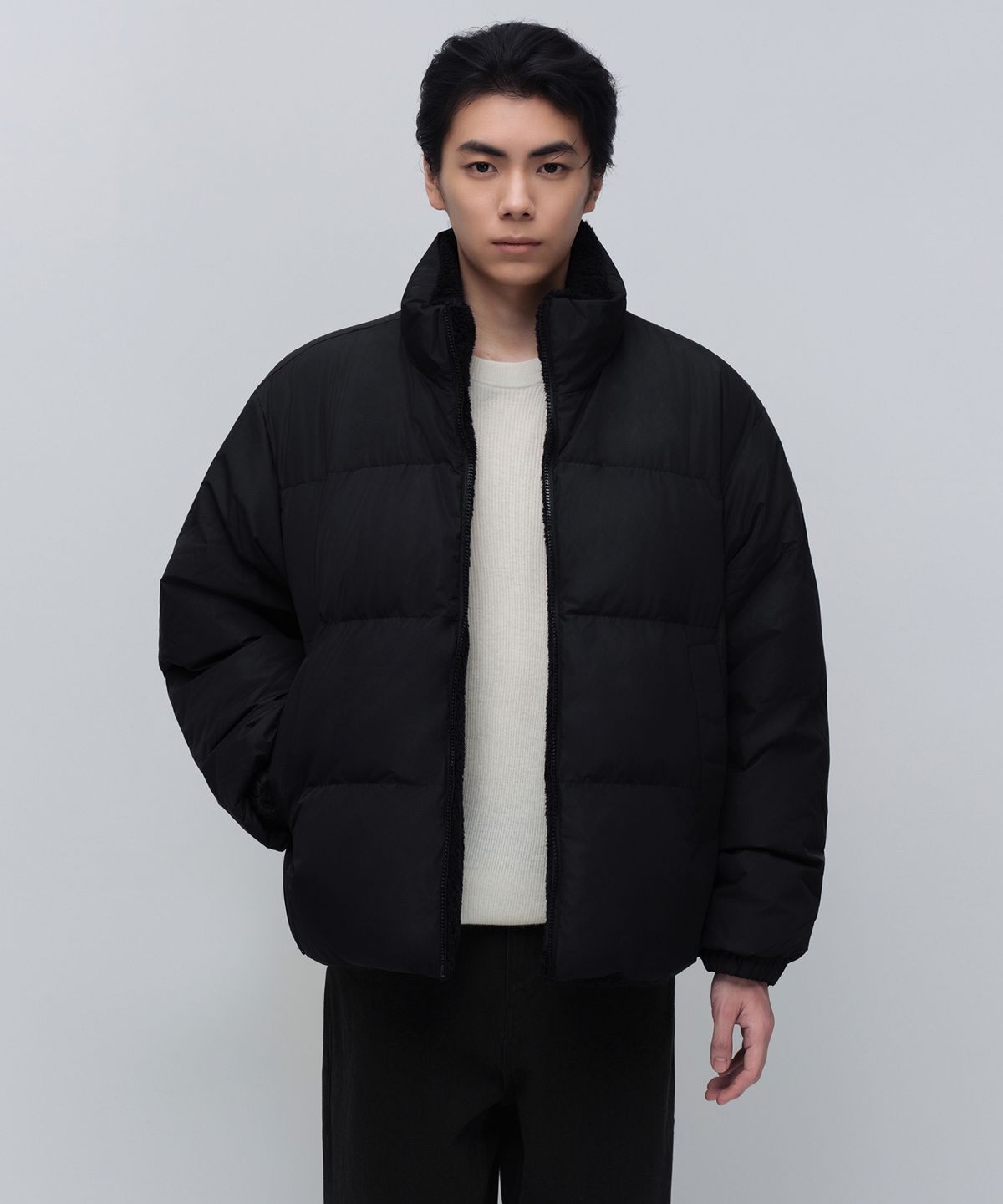 무신사 스탠다드(MUSINSA STANDARD) 데일리 푸퍼 리버서블 플리스 숏 패딩 재킷 [블랙/블랙]
