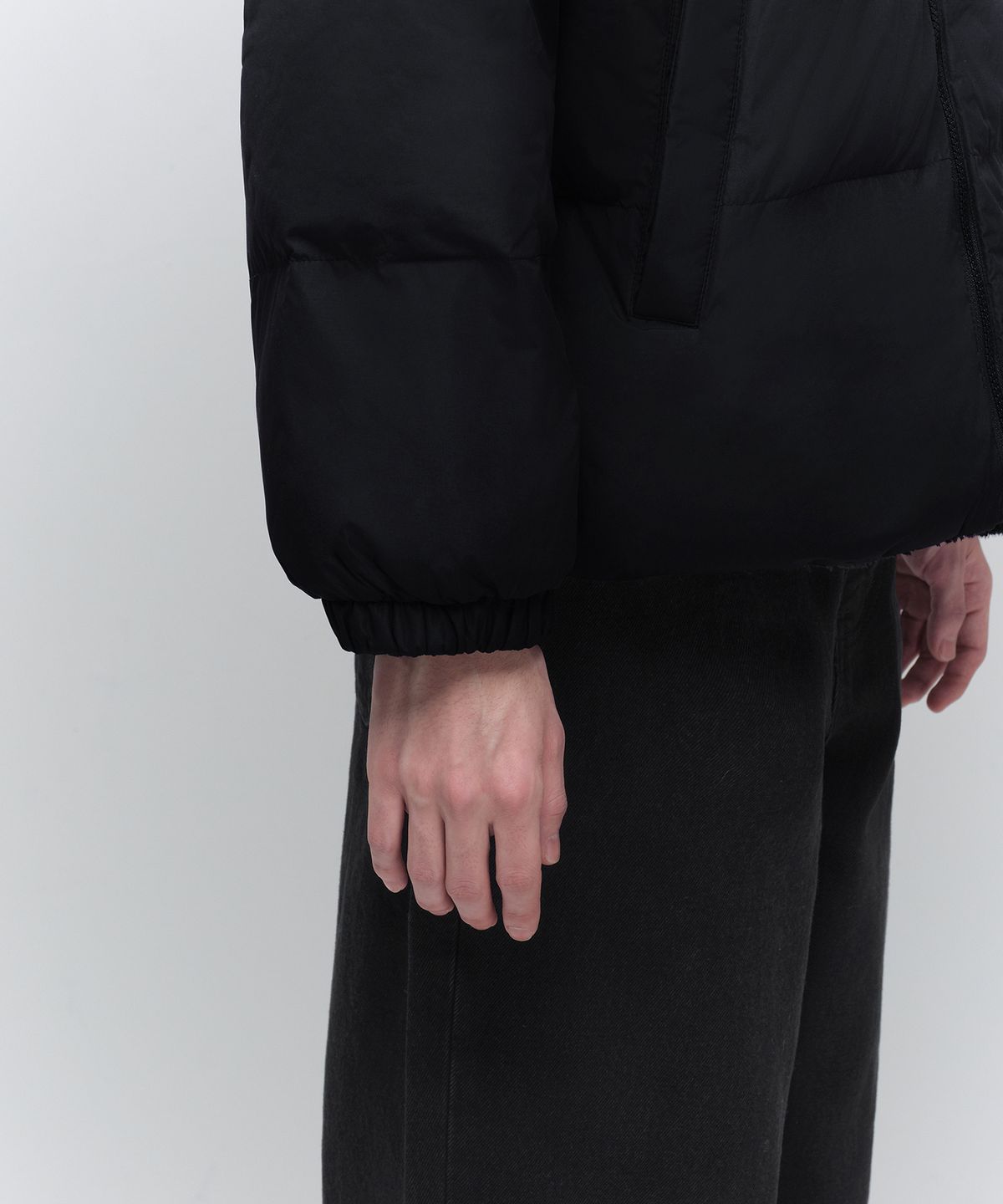 무신사 스탠다드(MUSINSA STANDARD) 데일리 푸퍼 리버서블 플리스 숏 패딩 재킷 [블랙/블랙]