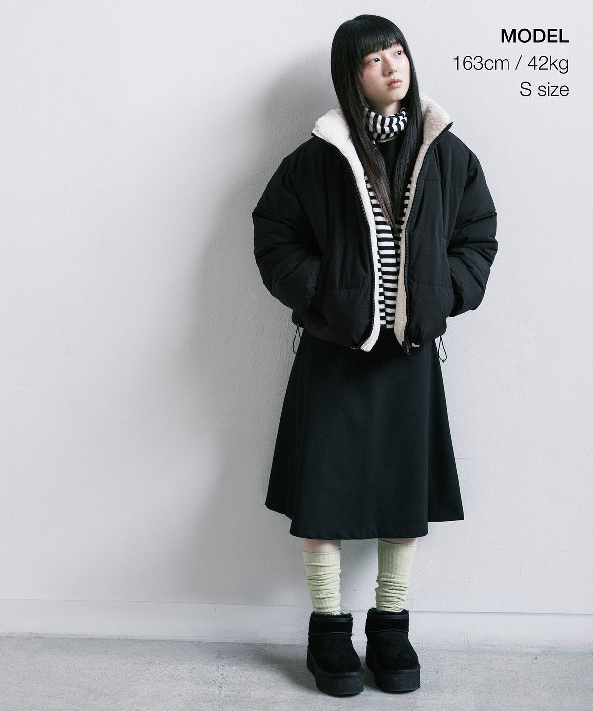 무신사 스탠다드 우먼(MUSINSA STANDARD WOMAN) 우먼즈 데일리 푸퍼 리버서블 플리스 숏 패딩 재킷 [블랙/크림]