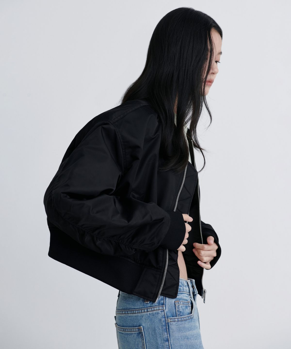 무신사 스탠다드 우먼(MUSINSA STANDARD WOMAN) 우먼즈 크롭 MA-1 보머 재킷 [블랙]