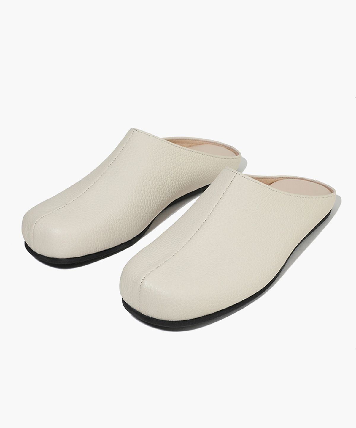 피렌체 아뜨리에(FIRENZE ATELIER) 중앙절개 볼륨토 오플소가죽 남여공용 블로퍼 뮬 7004 [CREAM]