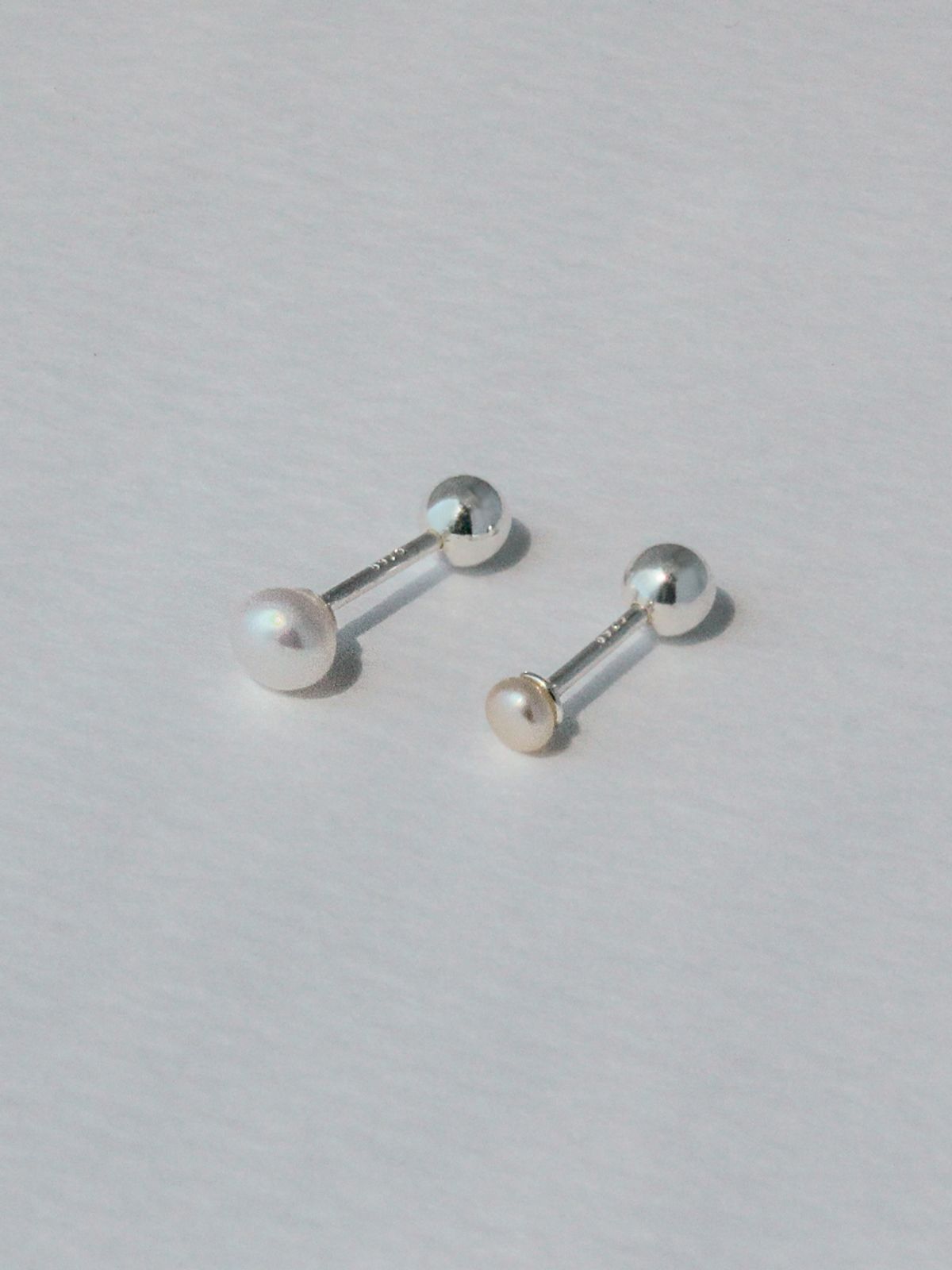 포스트루드(POSTLUDE) [SILVER] SV PEARL PIERCING (2 SIZE)