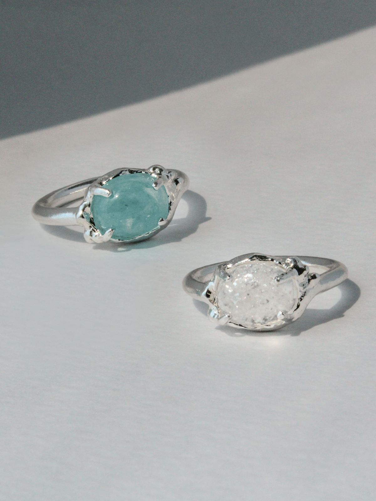 포스트루드(POSTLUDE) [SILVER] OVAL ROUGH RESIN R (2 COLORS)