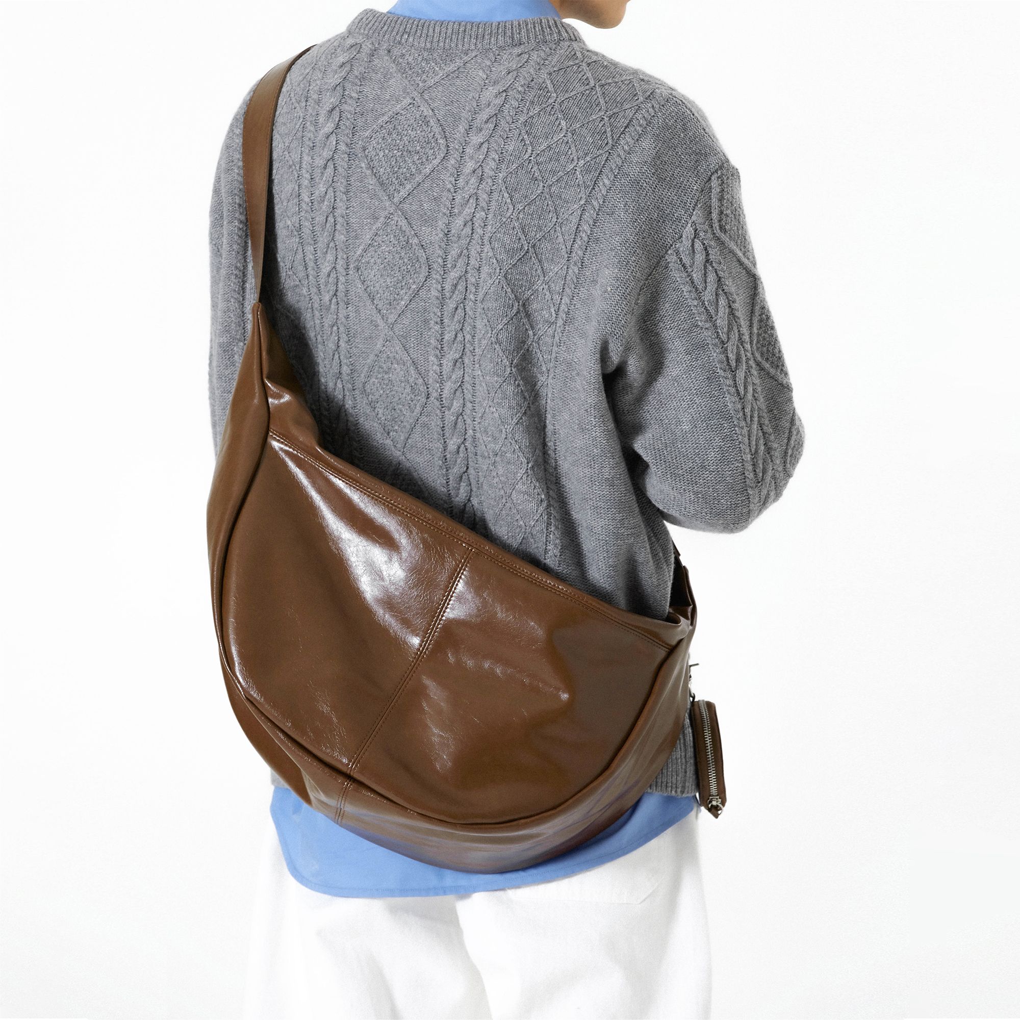 MUSINSA | MIMTHEWARDROBE Monta crack leather messenger bag_Brown