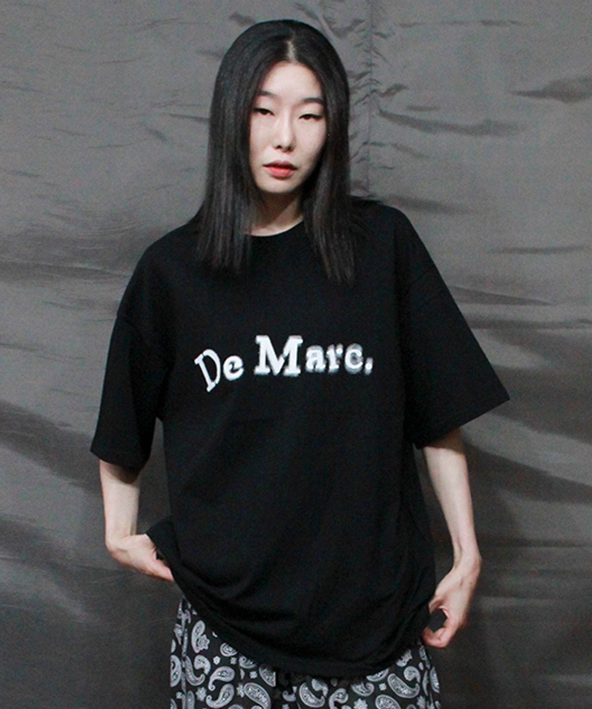 드마크(DEMARC) 빈티지 로고 오버핏 반팔 티셔츠 블랙