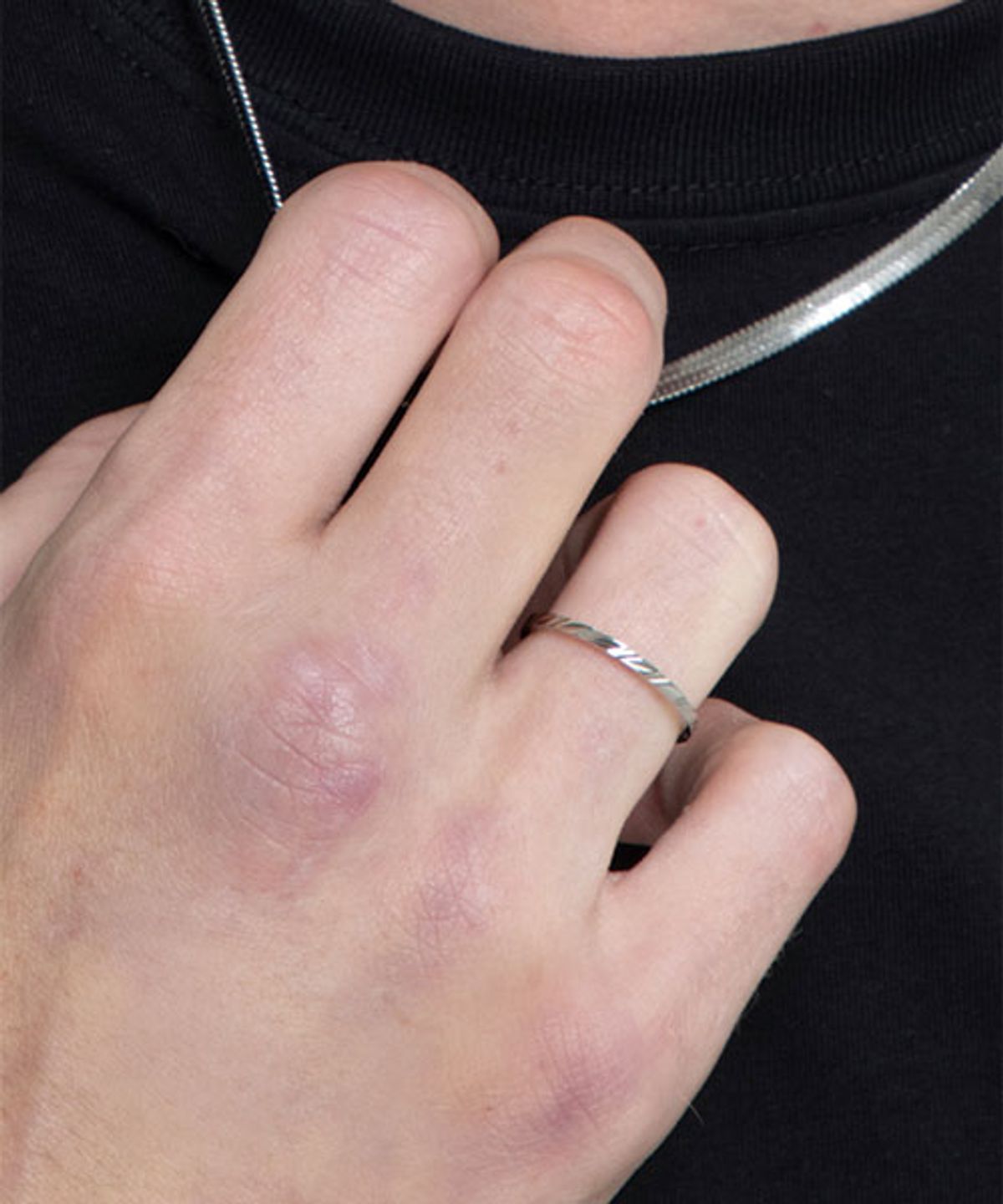 스칼렛또블랙(SCALETTOBLACK) BA028 Half angled ring
