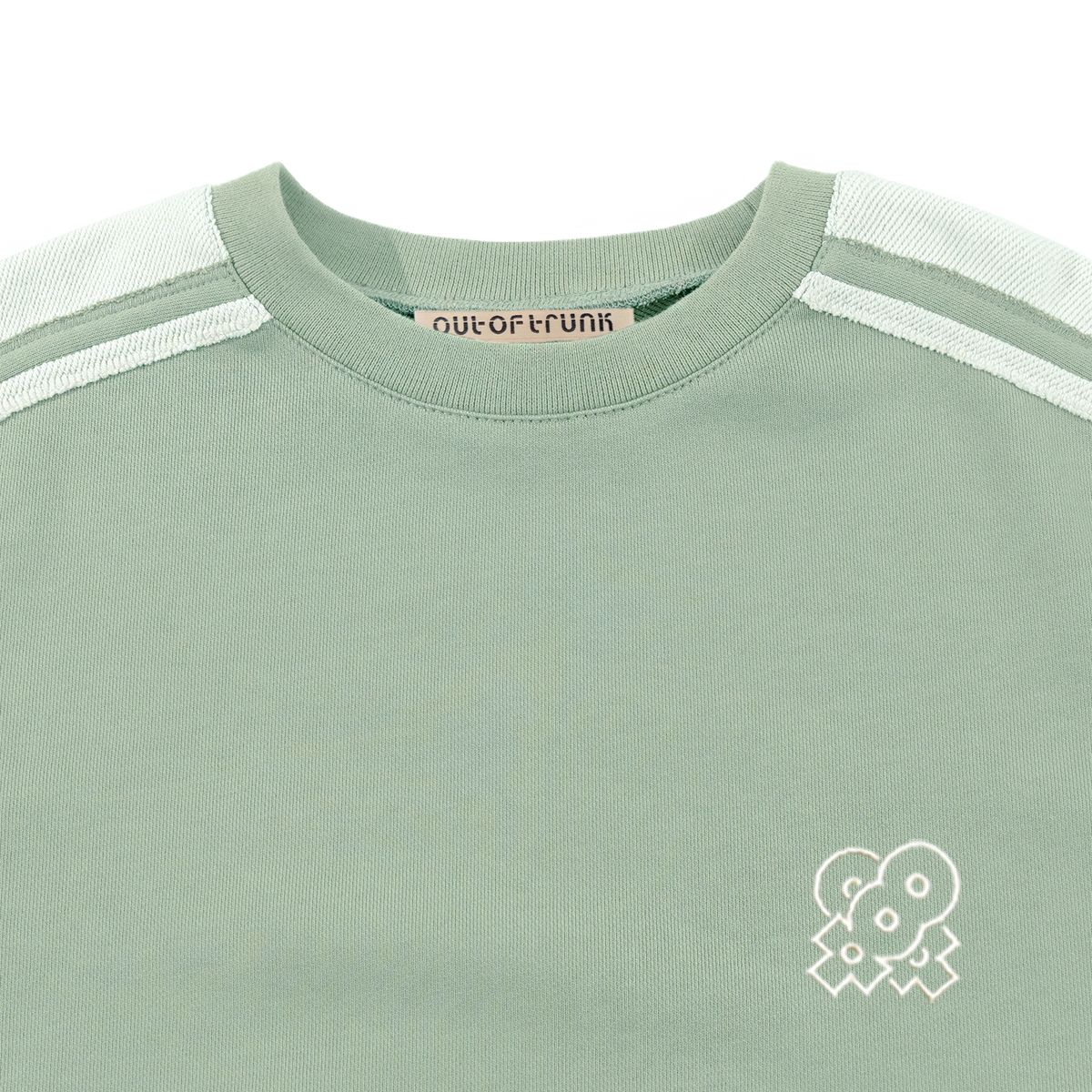 아웃 오브 트렁크(OUT OF TRUNK) Side Line Sweatshirt (Mint)