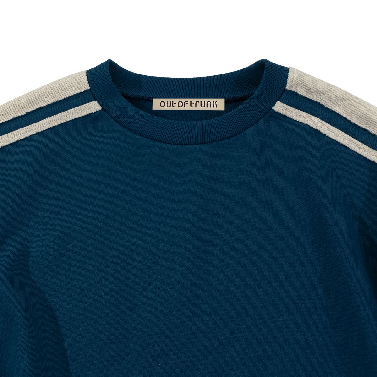 아웃 오브 트렁크(OUT OF TRUNK) Side line sweatshirt (Blue)