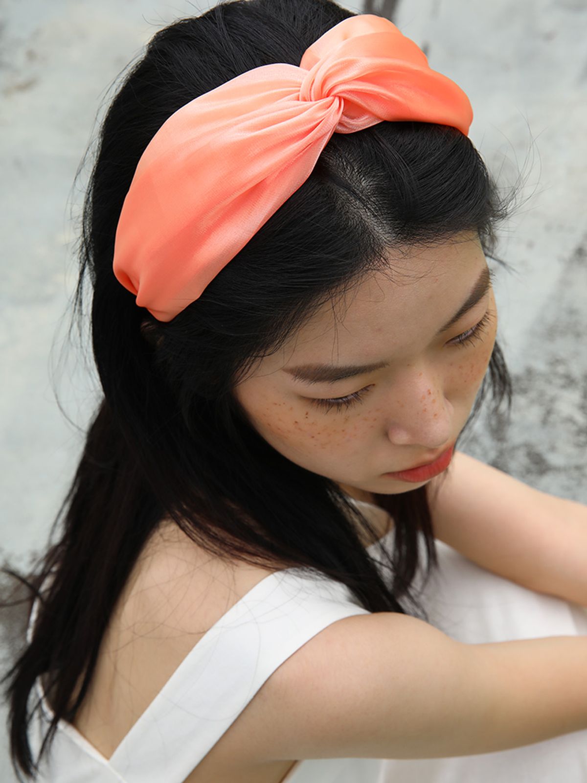 쏘리, 투 머치 러브(SORRY, TOO MUCH LOVE) Sharon Oganza Hairband_Orange