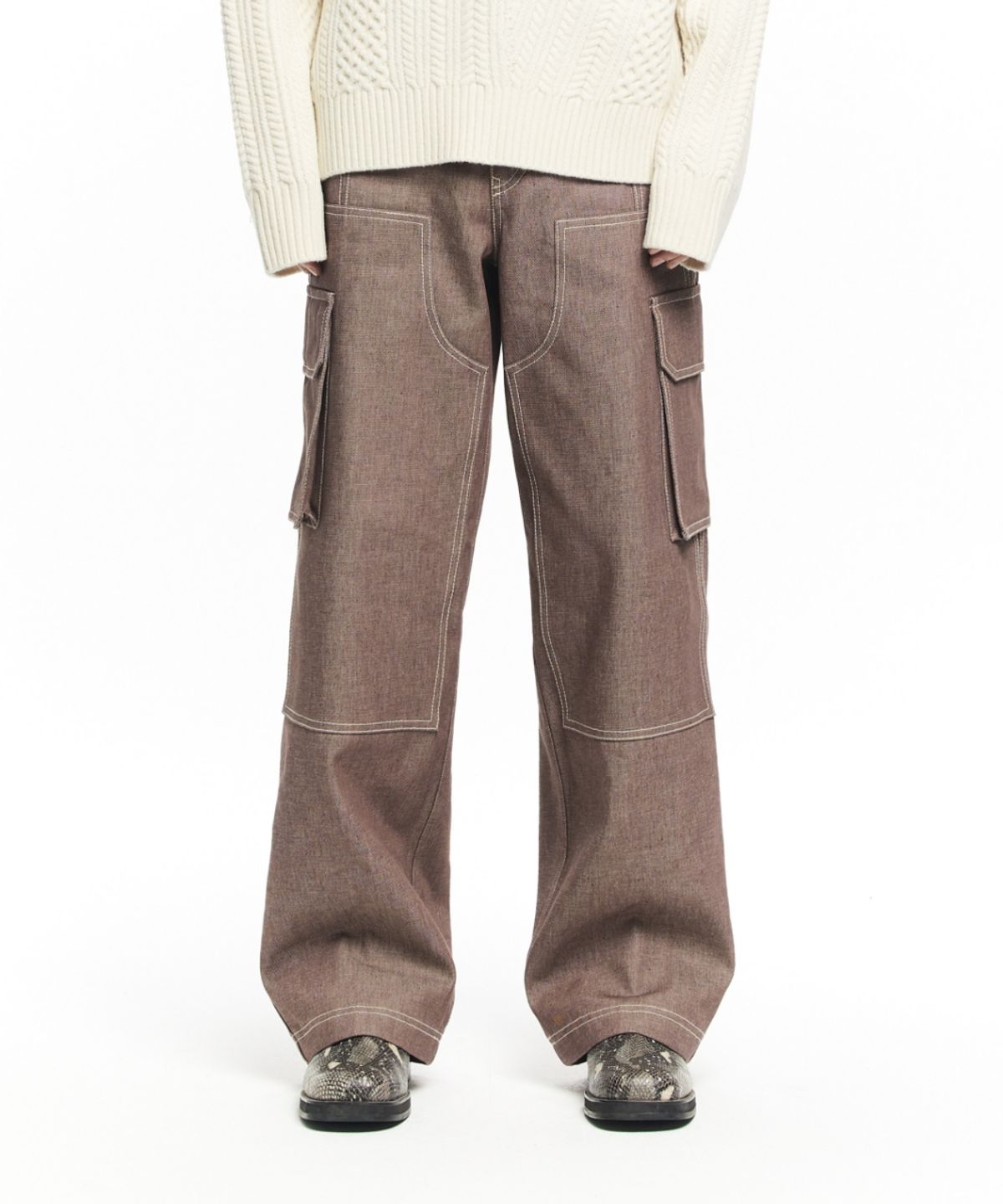메종미네드(MAISON MINED) OBLIQUE CARPENTER WIDE PANTS BROWN