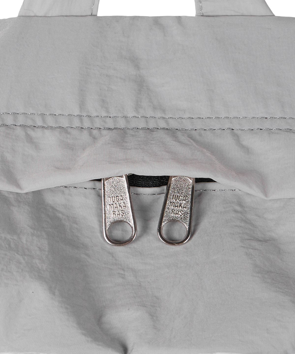 이우가마카라스(IUGAMAKARAS) Knotted Backpack Type A (Nylon-Silver)