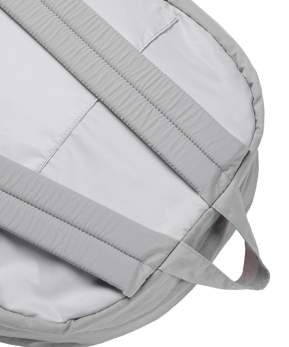 이우가마카라스(IUGAMAKARAS) Knotted Backpack Type A (Nylon-Silver)