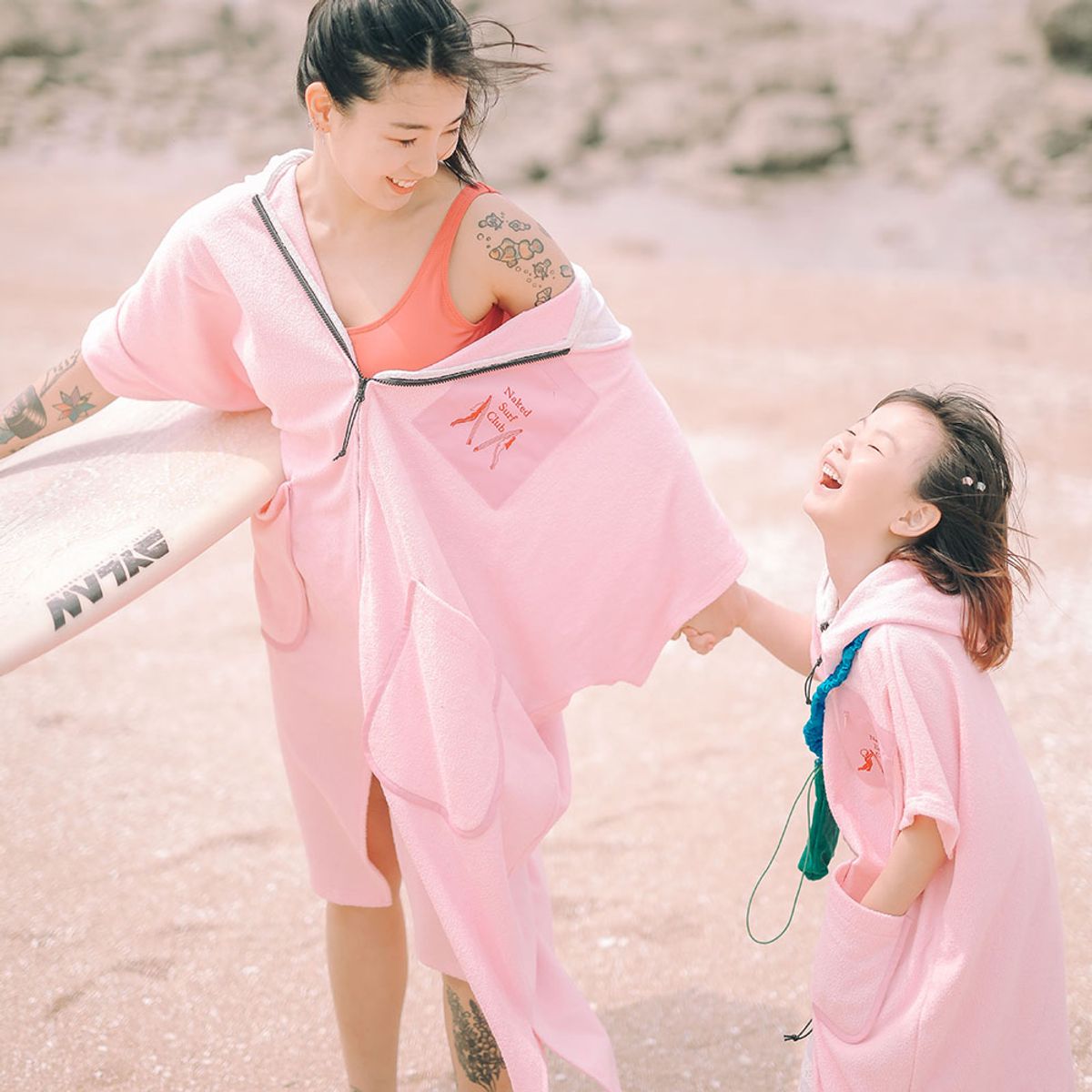 네이키드서프클럽(NAKED SURF CLUB) 타월 드라이 집업 판초 For KIDS (Pink)