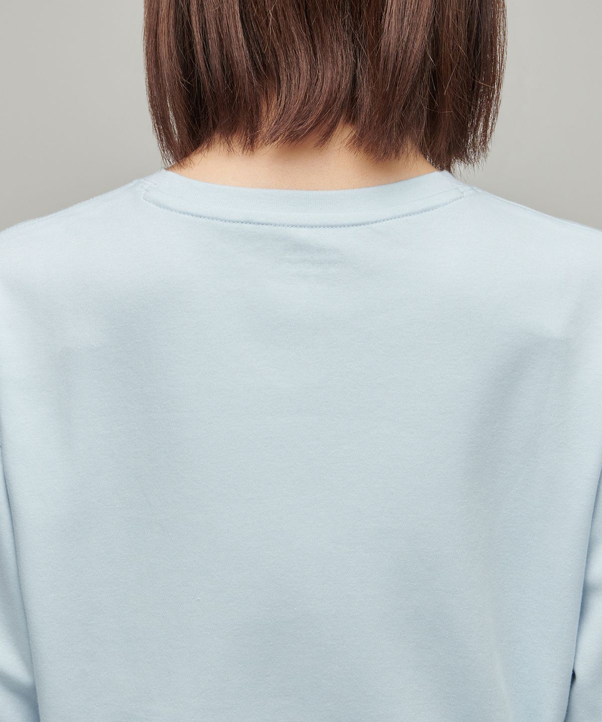 무신사 스탠다드 우먼(MUSINSA STANDARD WOMAN) 우먼즈 릴렉스드 크루 넥 긴소매 티셔츠 [페일 블루]