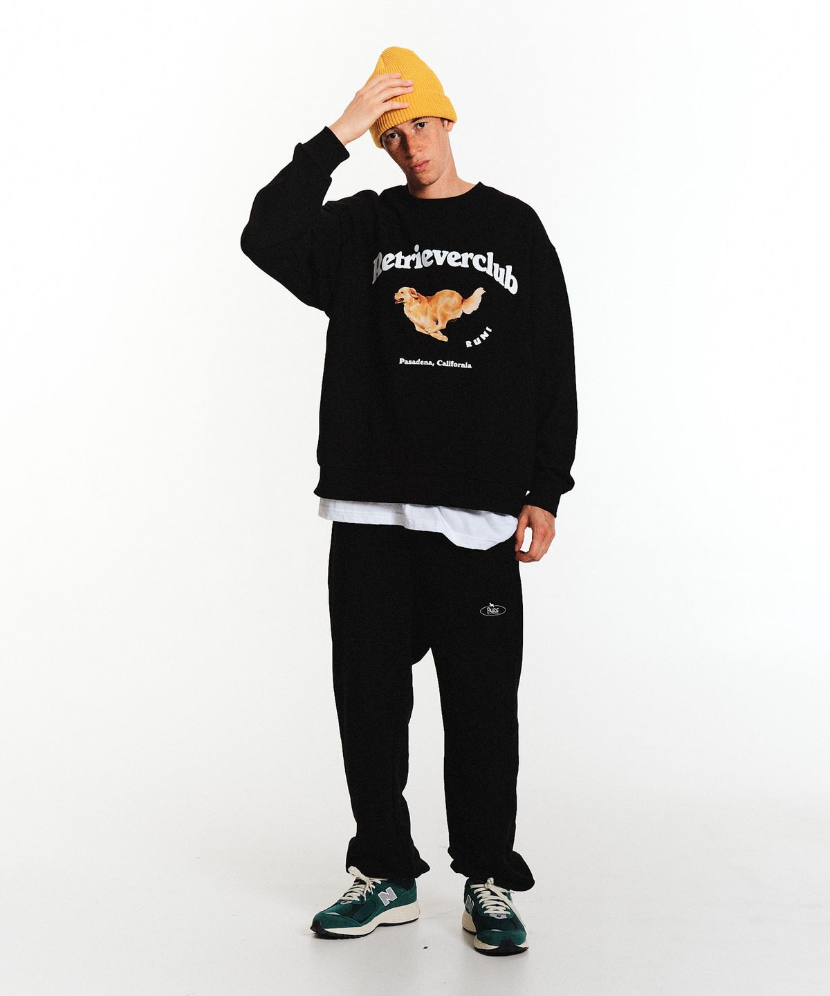 리트리버클럽(RETRIEVER CLUB) RUNNING RETRIEVER CREWNECK [BLACK]