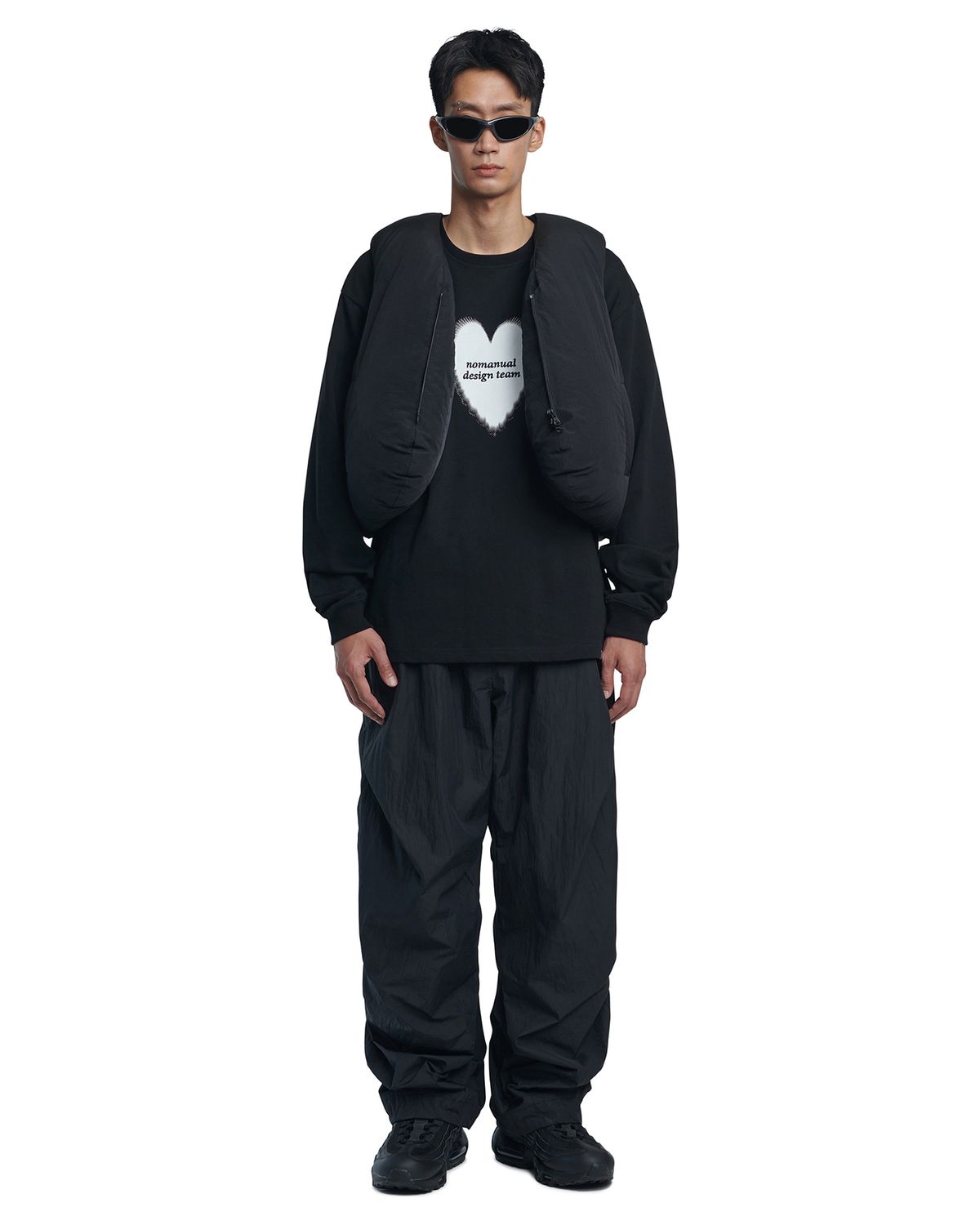 노매뉴얼(NOMANUAL) NM SAVER VEST - BLACK