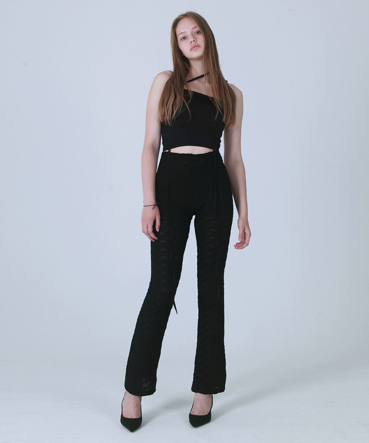 아쎄이(ASSAY) WRINKLE BELL BOTTOM PANTS [BLACK]