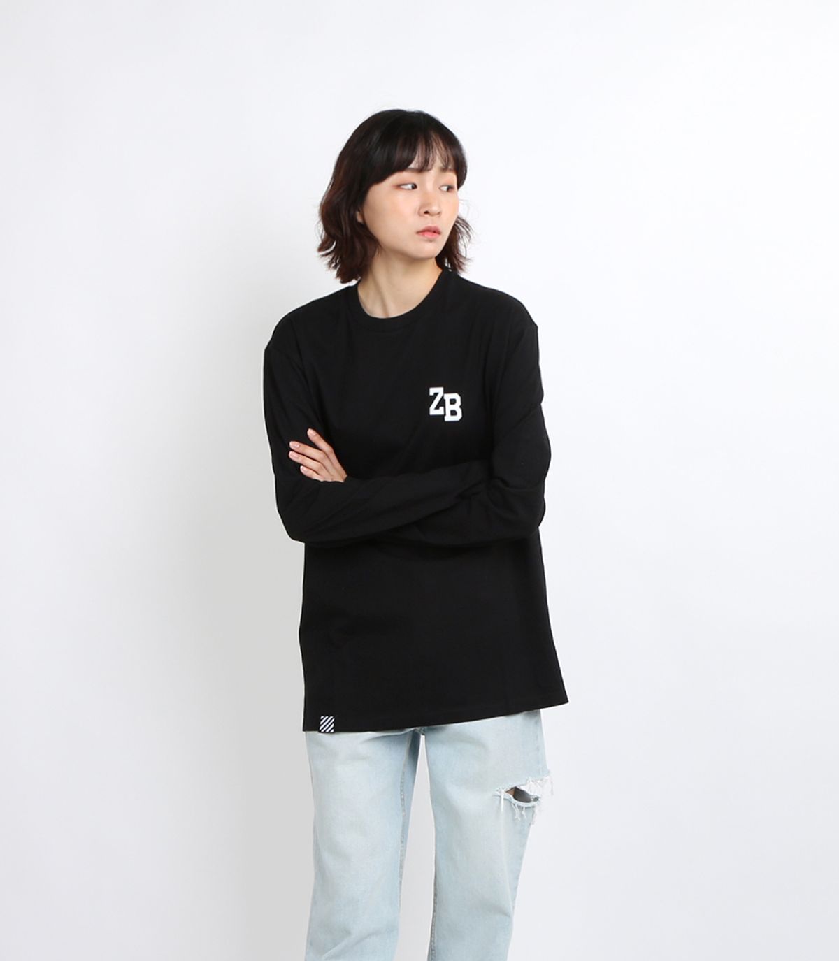 지블랙(ZBLACK) 100% 오가닉 코튼 ZB 스몰로고 긴팔 티셔츠 (Black)