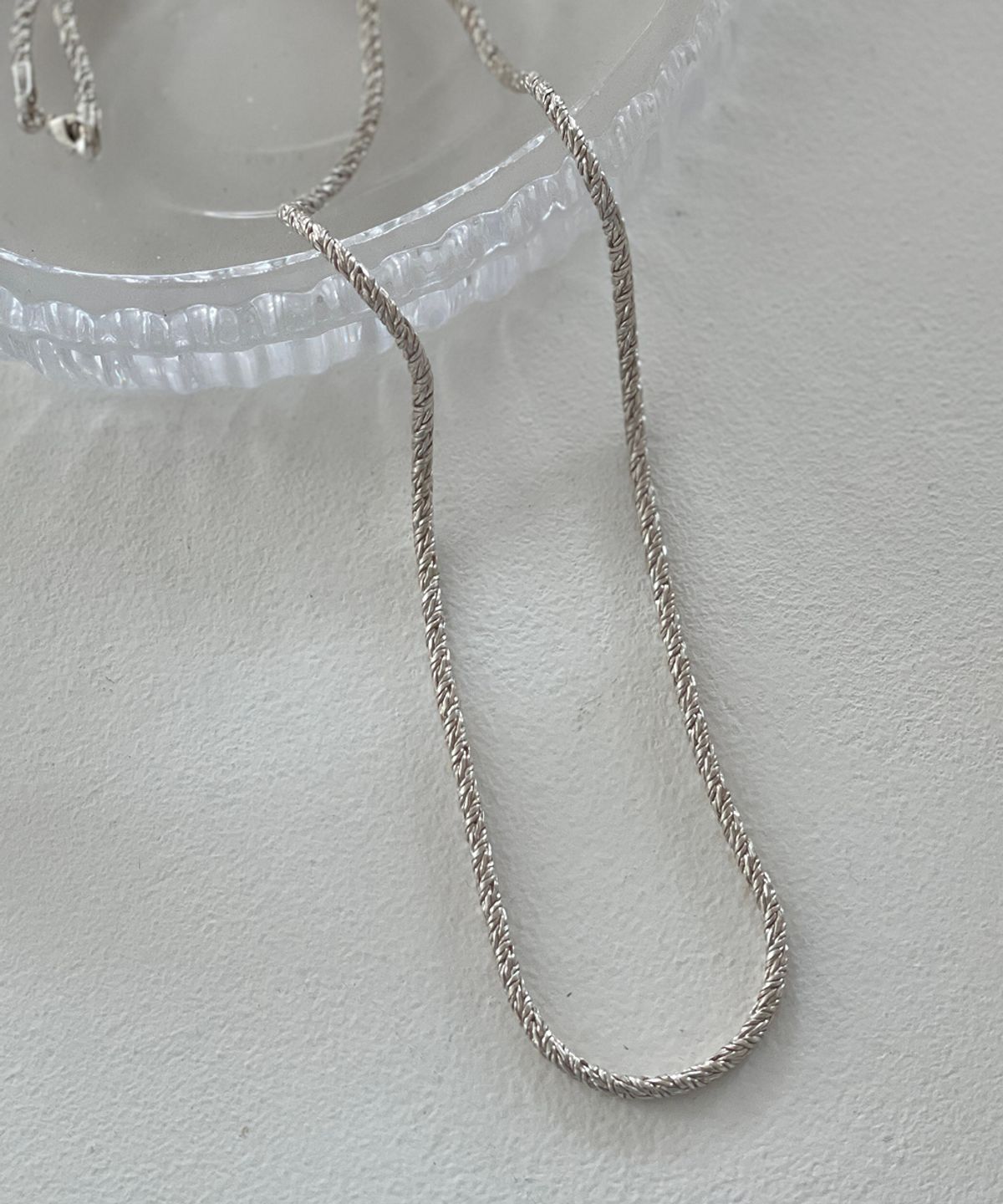 엘리오나(ELYONA) Braid Chain Necklace
