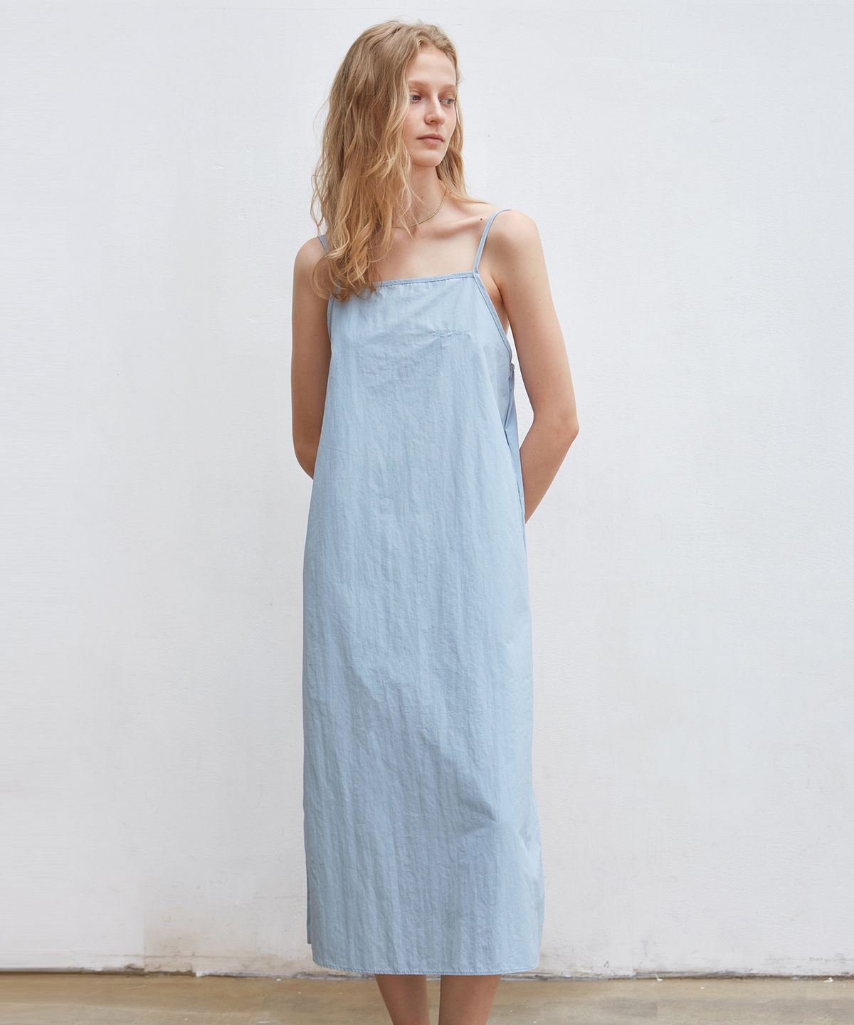 닉앤니콜(NICK&NICOLE) MOOD SLEEVELESS LONG DRESS_SKY BLUE