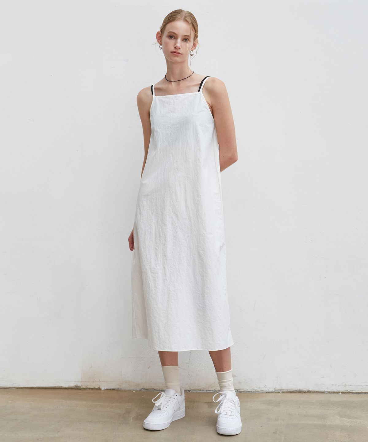닉앤니콜(NICK&NICOLE) MOOD SLEEVELESS LONG DRESS_IVORY