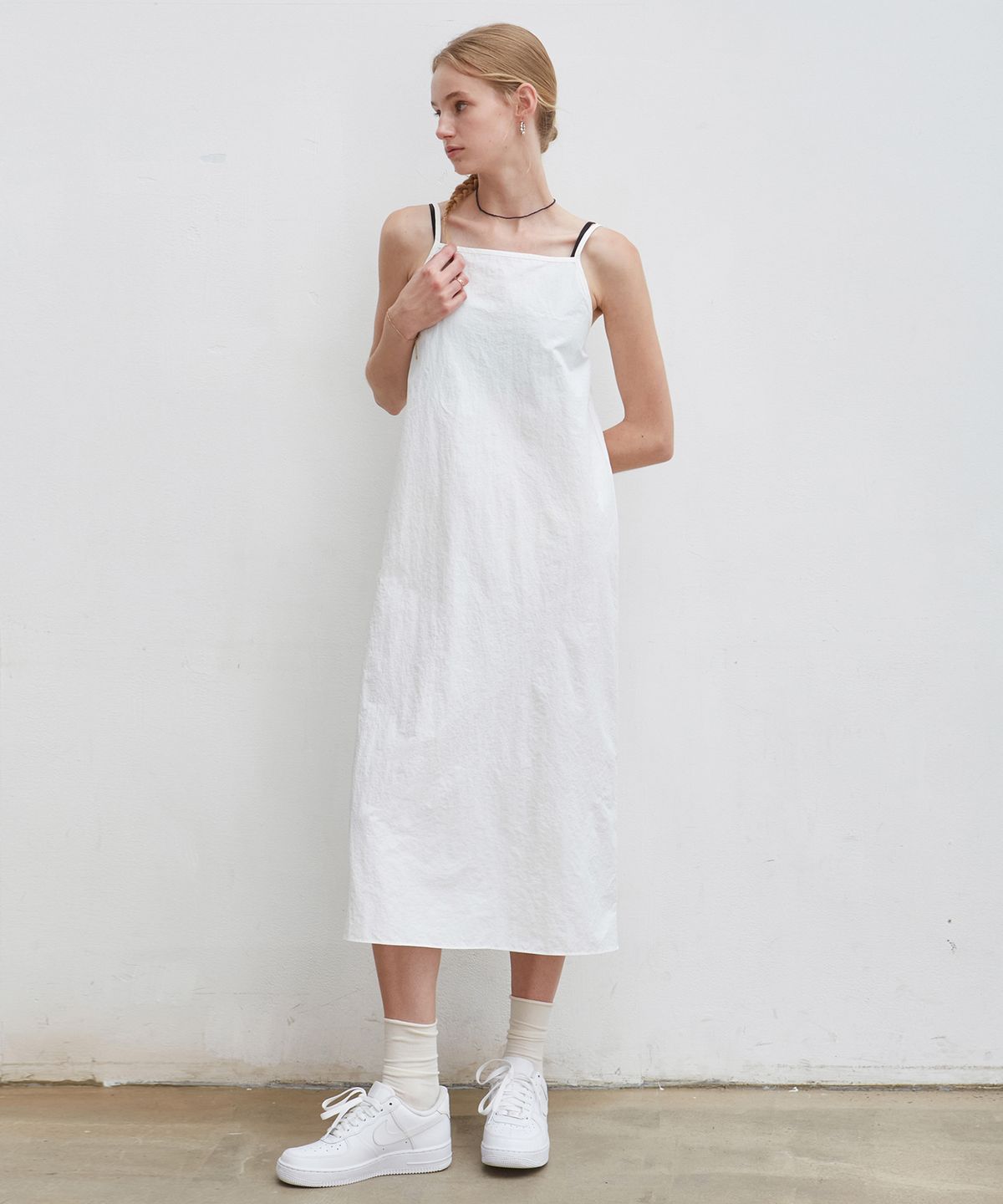 닉앤니콜(NICK&NICOLE) MOOD SLEEVELESS LONG DRESS_IVORY