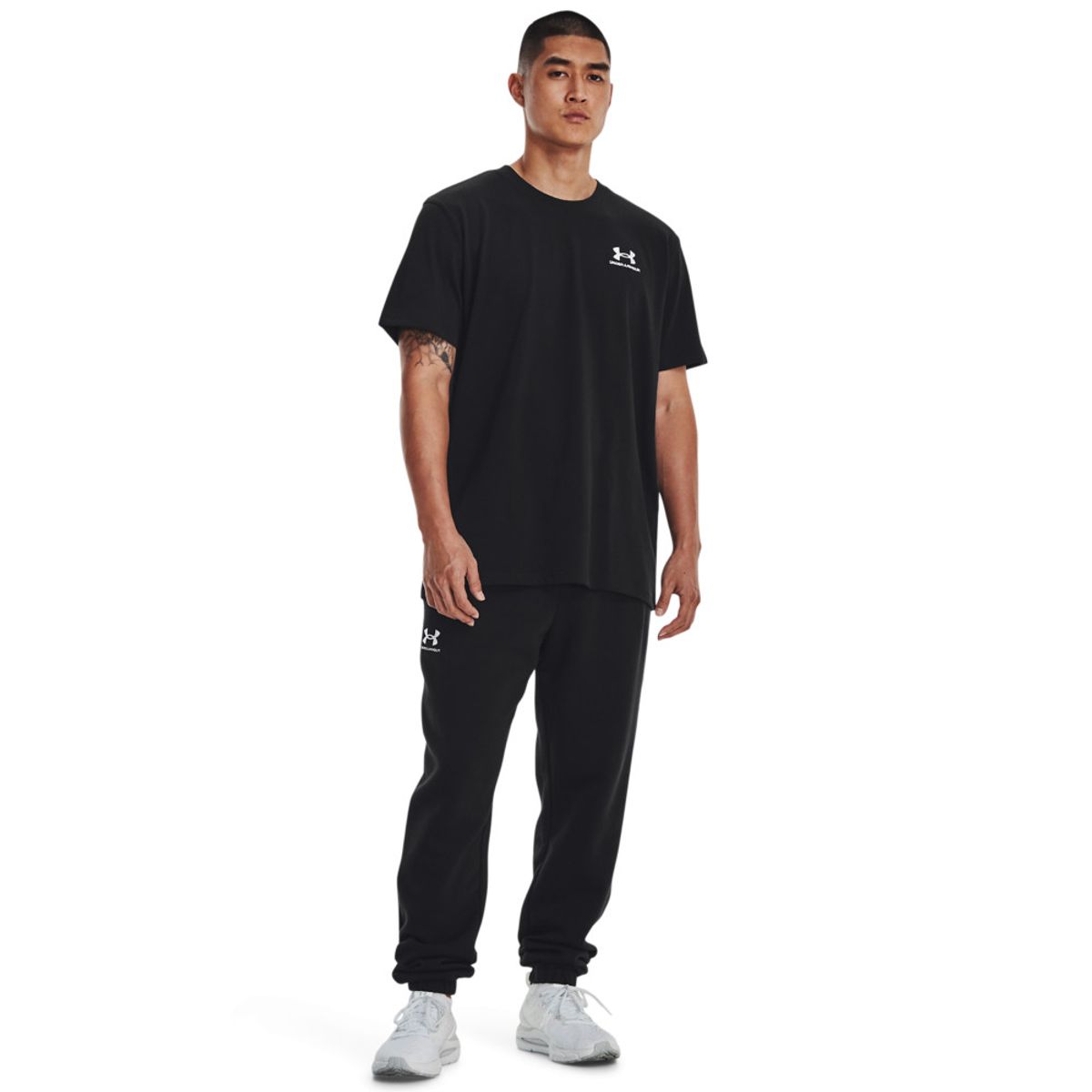 언더아머(UNDERARMOUR) 로고 EMB 헤비웨이트 반팔티 1373997-001