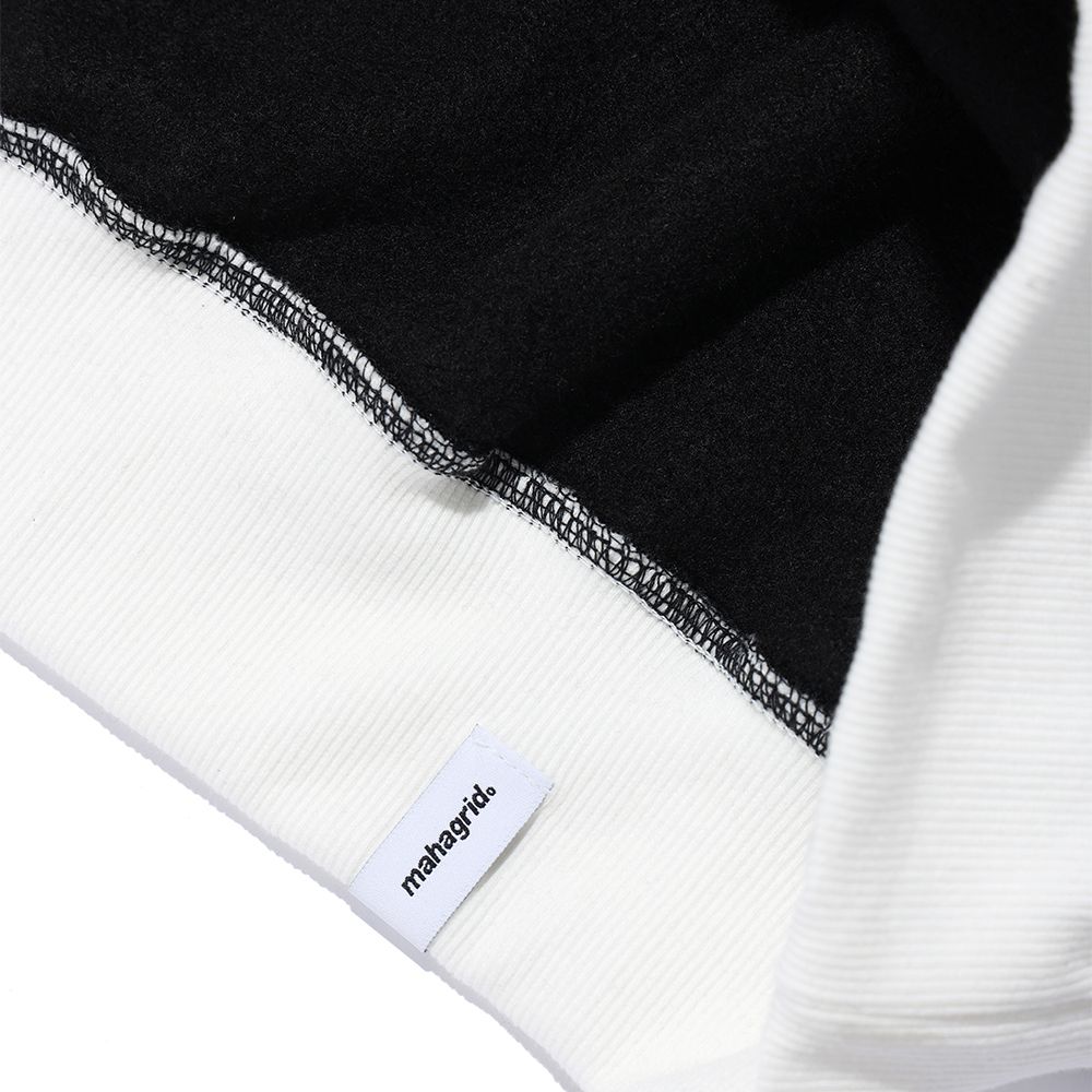MUSINSA | MAHAGRID MGD STRAWBERRY SWEATSHIRT BLACK(MG2CFMM452A)