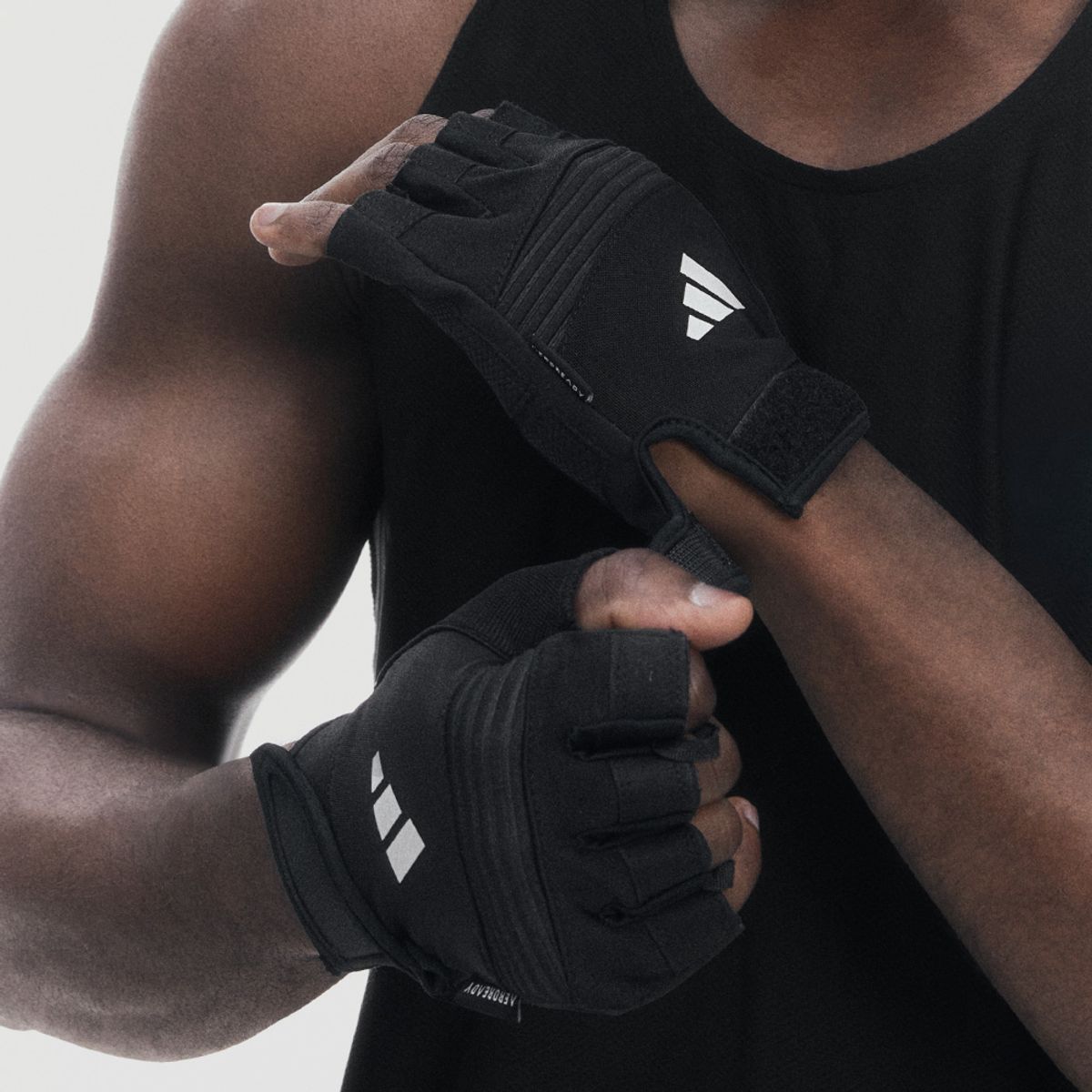 아디다스 피트니스(ADIDAS FITNESS) 퍼포먼스 헬스장갑 블랙