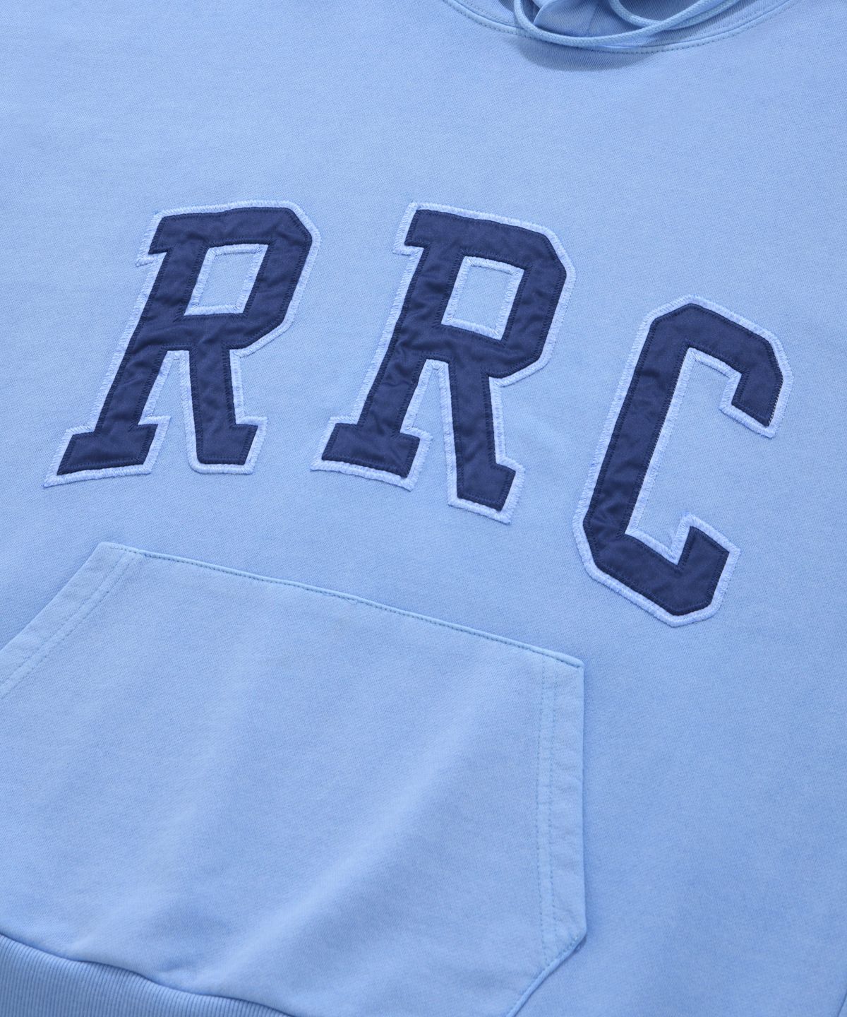 리트리버클럽(RETRIEVER CLUB) RRC ARCH APPLIQUE HOODIE [SKY BLUE]