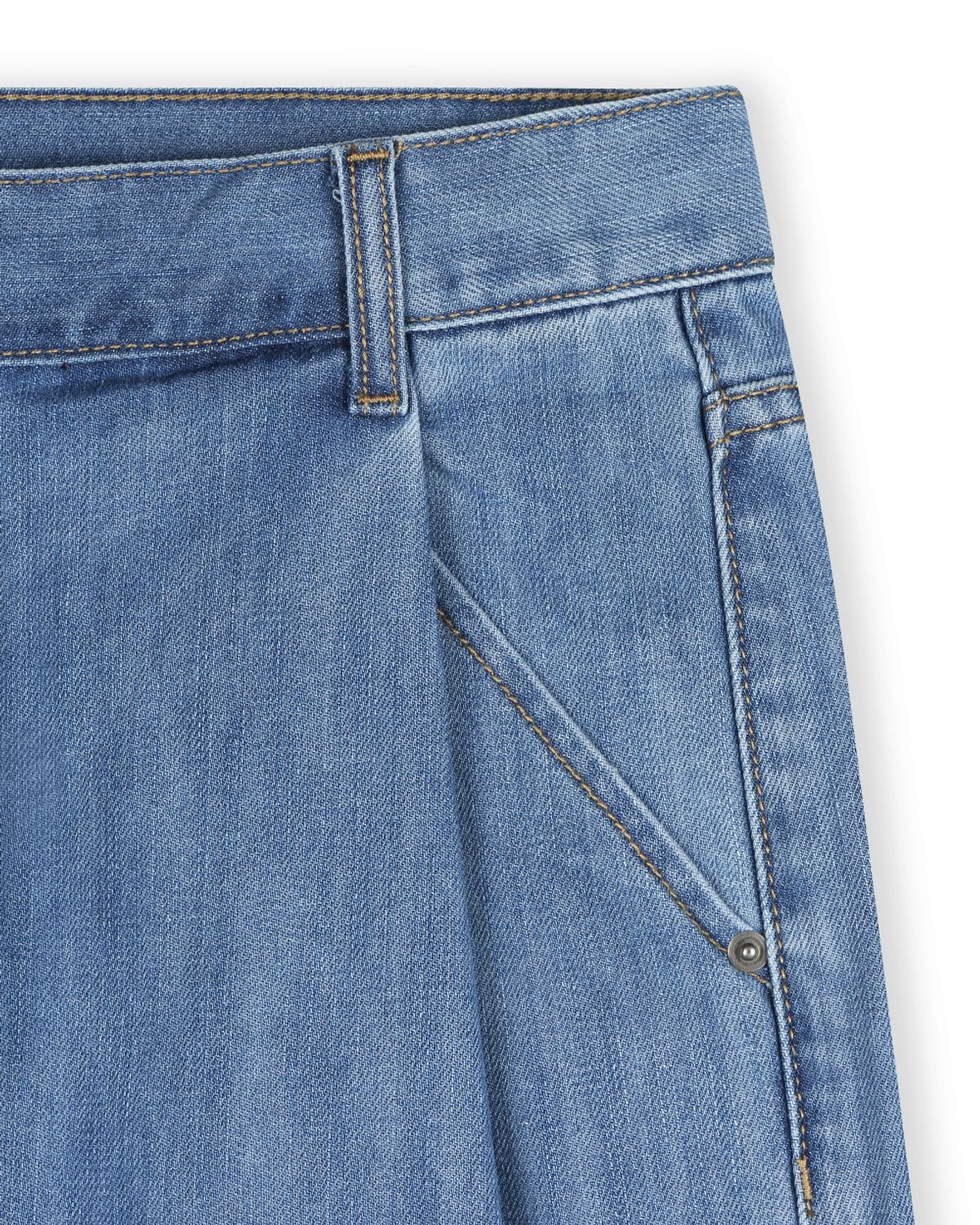 비슬로우(BESLOW) DEEP ONE TUCK FADED JEANS LIGHT WASHED