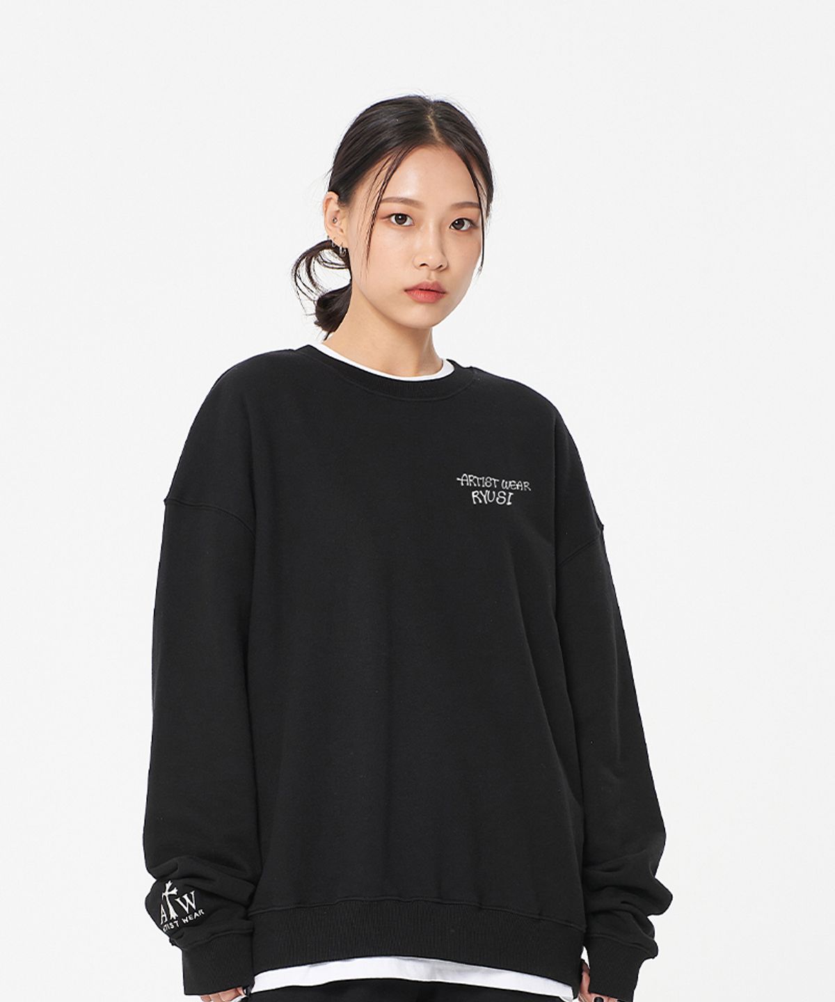 아티스트웨어(ARTISTWEAR) [ATW X 류시 ] 해태 맨투맨 BK