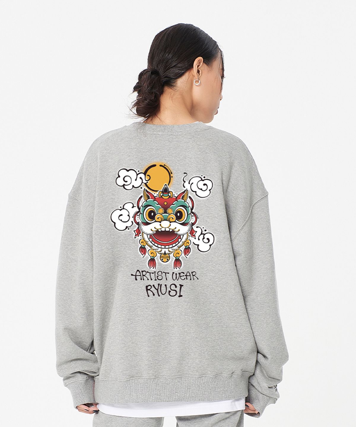 아티스트웨어(ARTISTWEAR) [ATW X 류시 ] 해태 맨투맨 GY