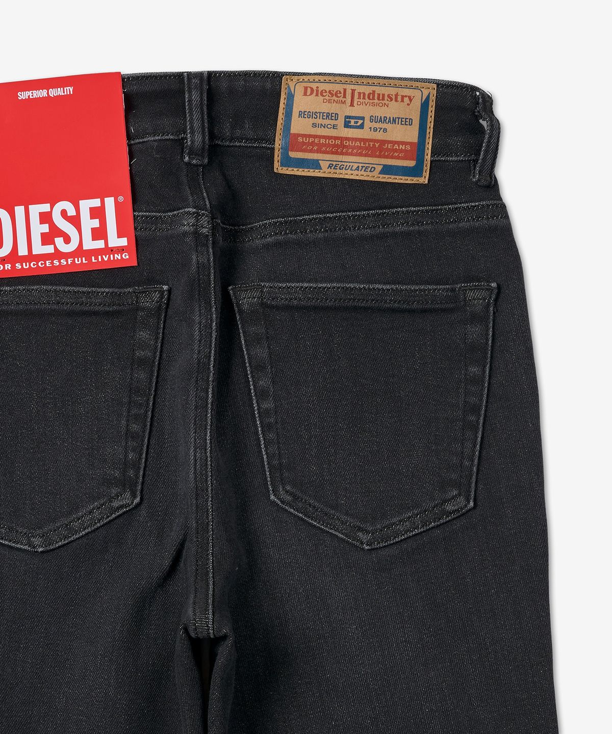 디젤(DIESEL) 1984 슬랜디 하이 데님 팬츠 - 블랙:다크 그레이 / A0359709D9602