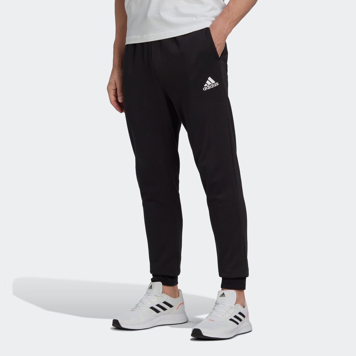 아디다스(ADIDAS) 에센셜 플리스 레귤러 테이퍼드 팬츠 HL2236